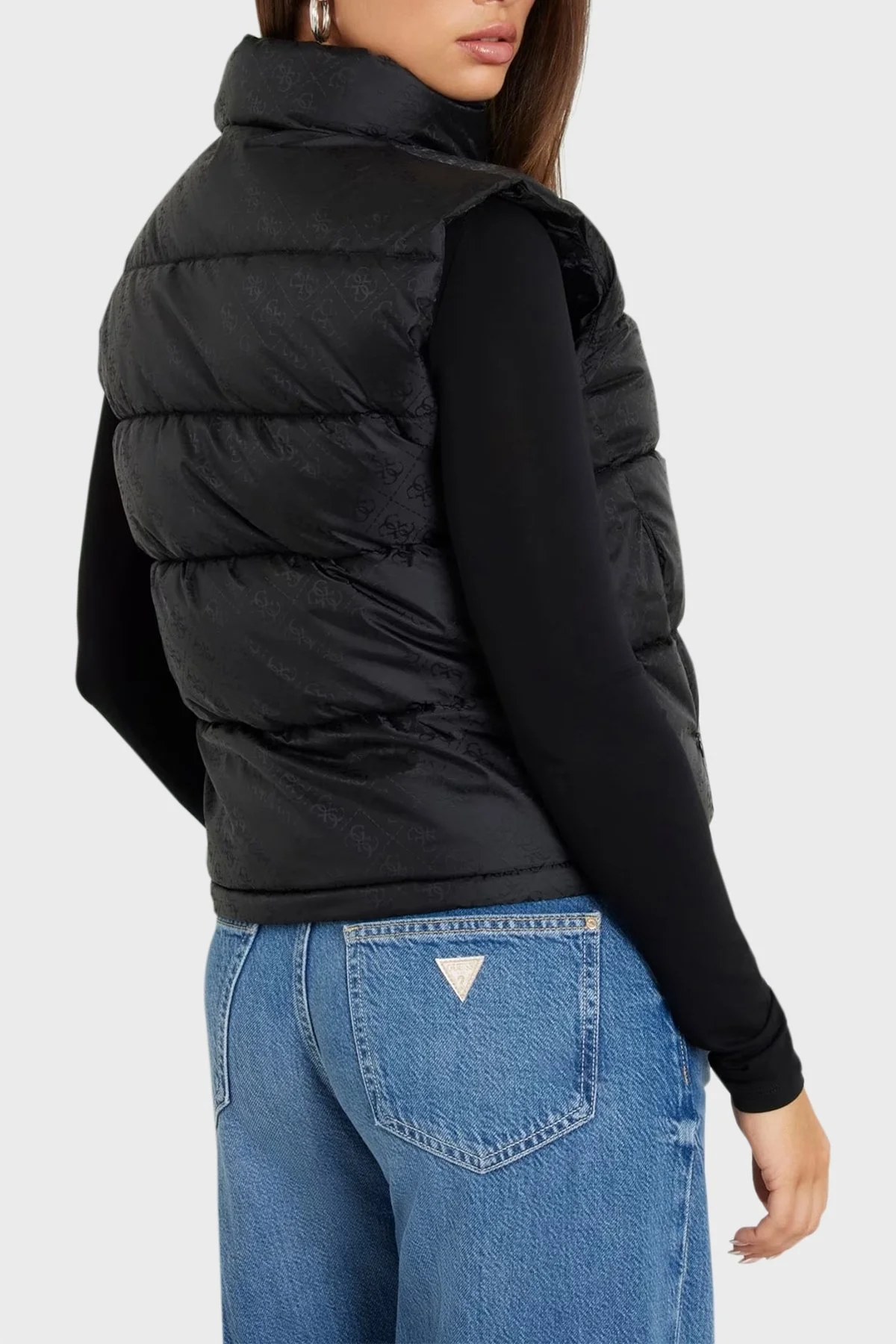 Guess New 4G Logo Crop Şişme W4YL15WGAL2 Bayan Yelek W4YL15 WGAL2 JBLK SİYAH - 2