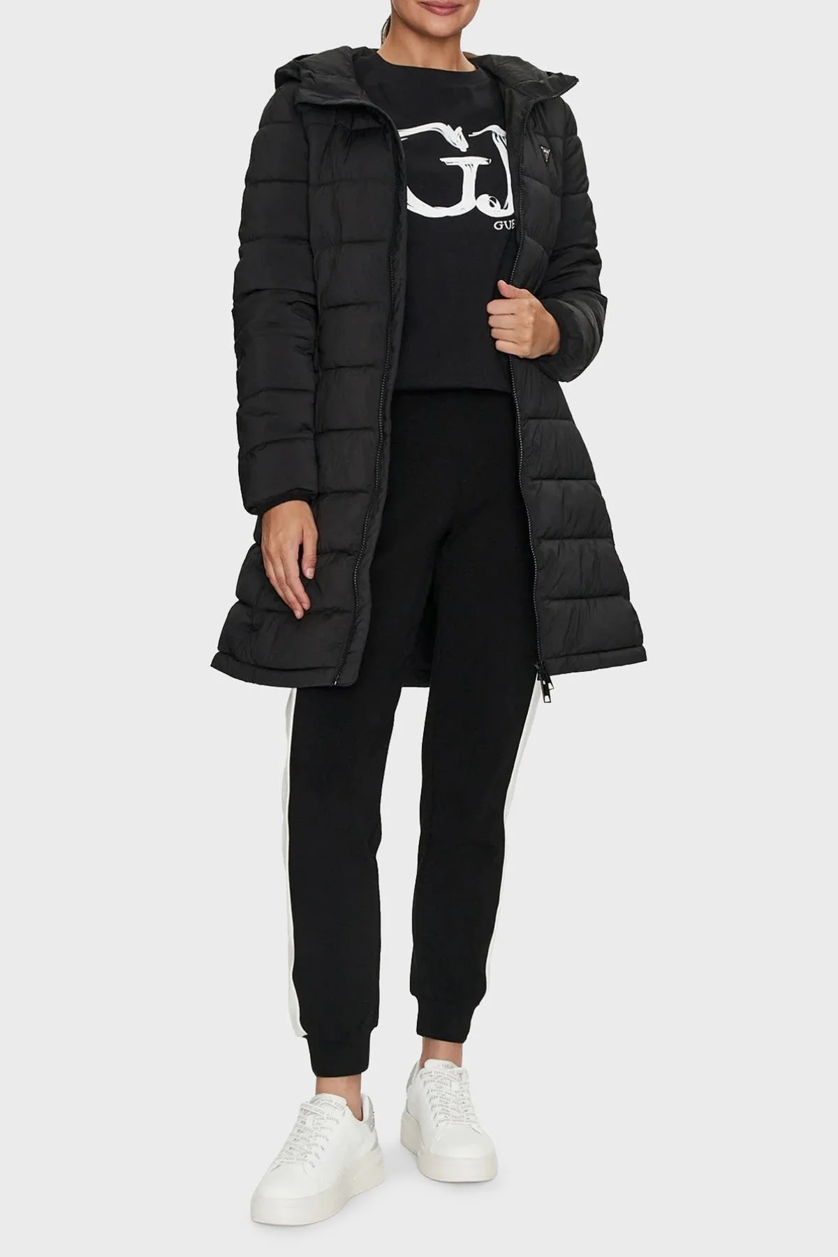 Guess New Aleta Kapitoneli Regular Fit Kapüşonlu Uzun Şişme V4YL05WF3X0 Bayan Mont V4YL05 WF3X0 JBLK SİYAH - 8