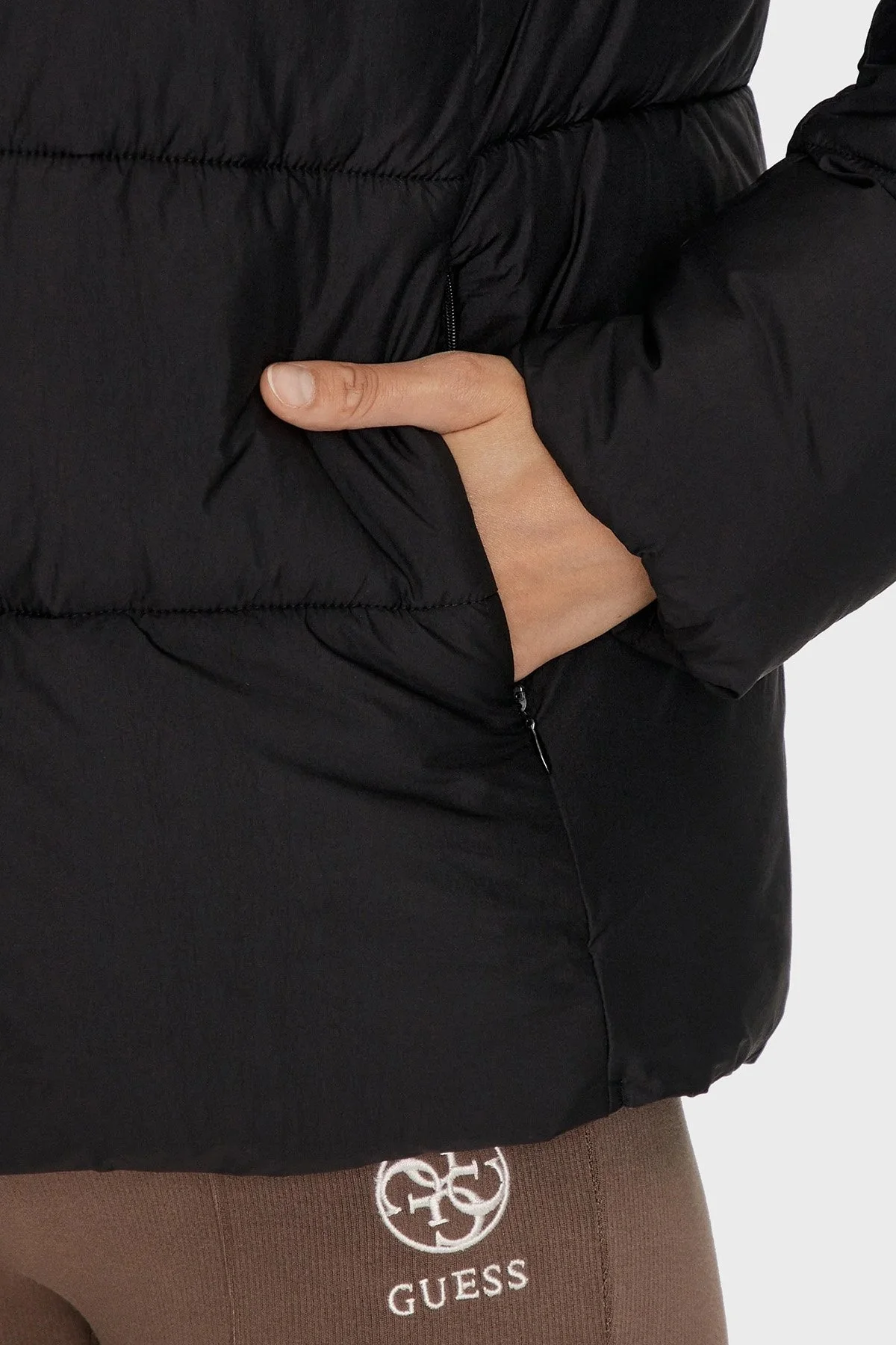 Guess New Claudia Regular Fit Dik Yaka V4YL03WFUD0 Bayan Mont V4YL03 WFUD0 JBLK SİYAH - 6