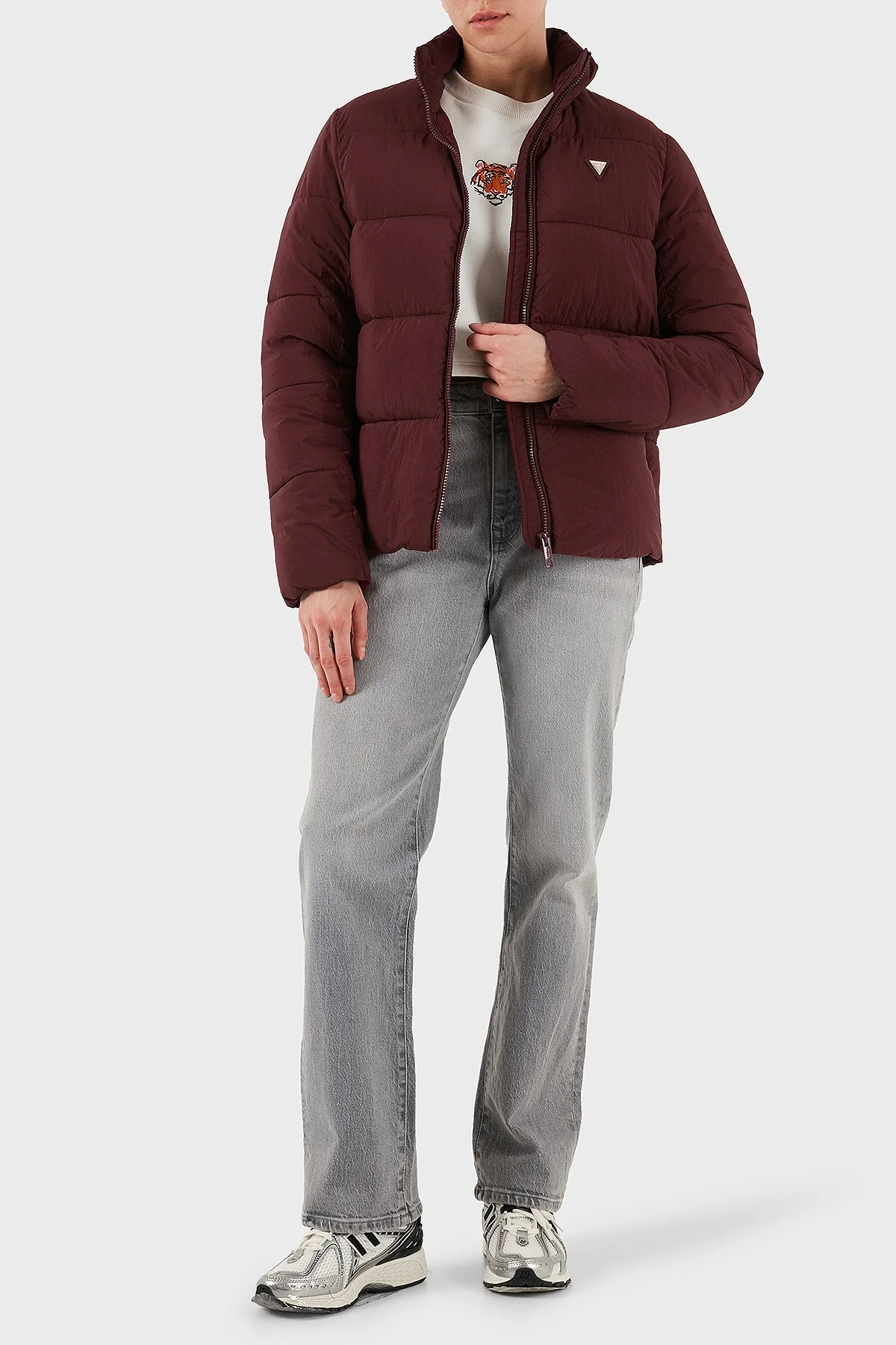 Guess New Claudia Su İtici Regular Fit Dik Yaka V4YL03WFUD0 Bayan Mont V4YL03 WFUD0 G4P2 BORDO - 2