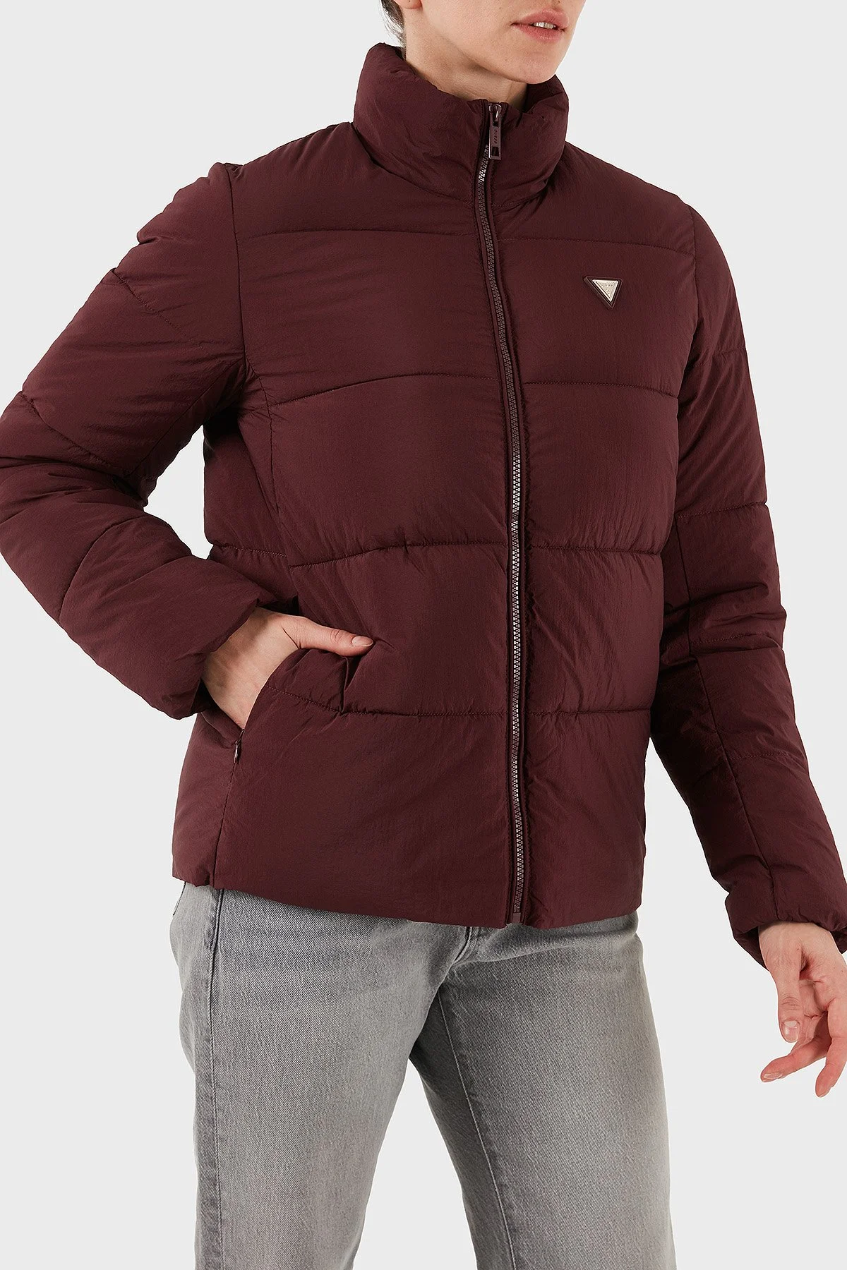 Guess New Claudia Su İtici Regular Fit Dik Yaka V4YL03WFUD0 Bayan Mont V4YL03 WFUD0 G4P2 BORDO - 5