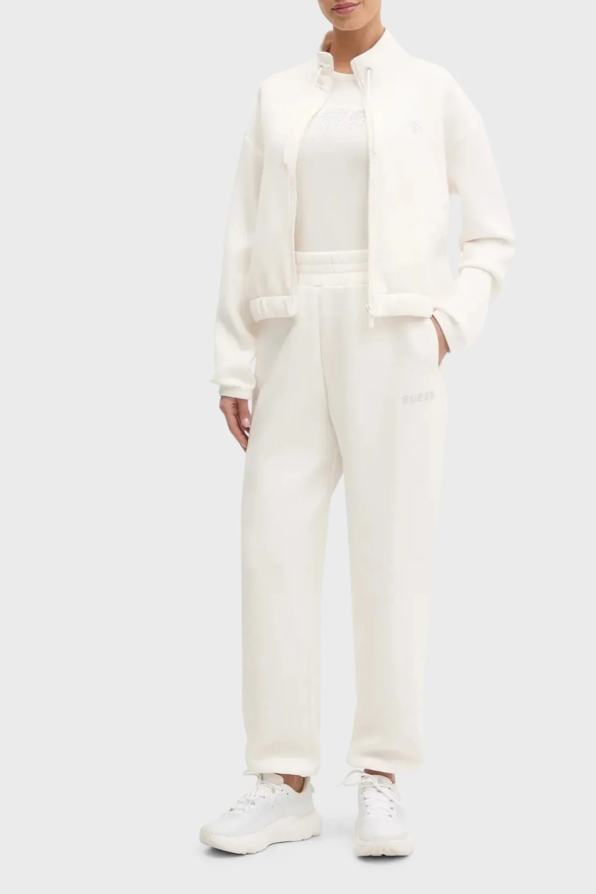 Guess New Kiara Taşlı Streç Pamuklu Regular Fit Bisiklet Yaka V5GI20J1314 Bayan T Shirt V5GI20 J1314 G018 BEYAZ - 7