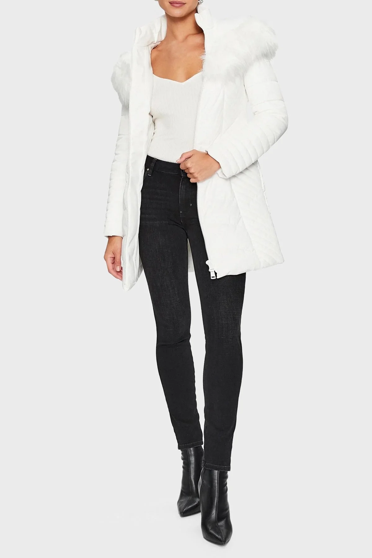 Guess New Oxana Slim Fit Suya Dayanıklı Şişme Bayan Mont W3BL26W6NW2 G011 BEYAZ - 3