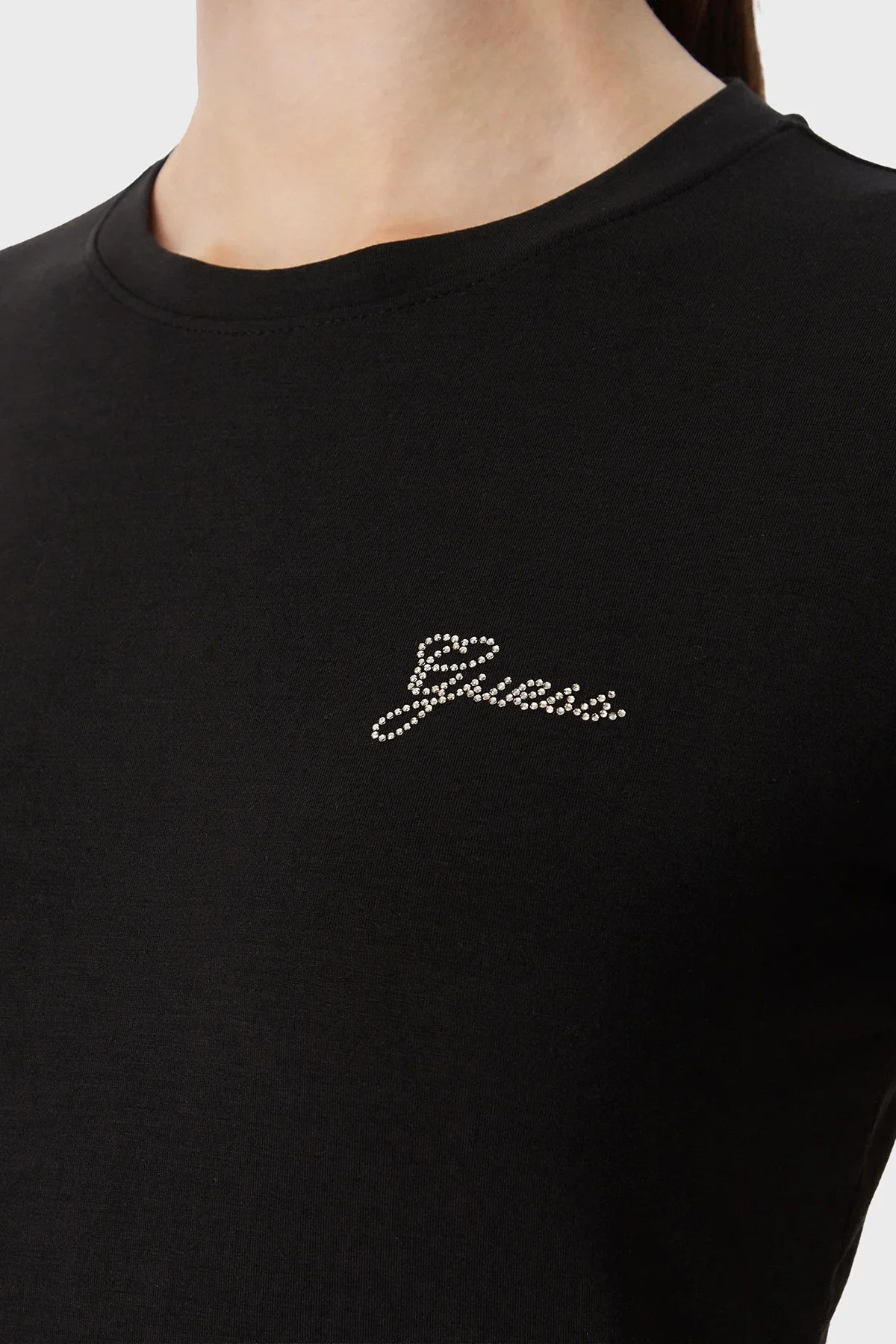 Guess New SS Cn Mini Logolu W6YI12K3751 Kadın T Shirt W6YI12 K3751 JBLK Siyah - 4