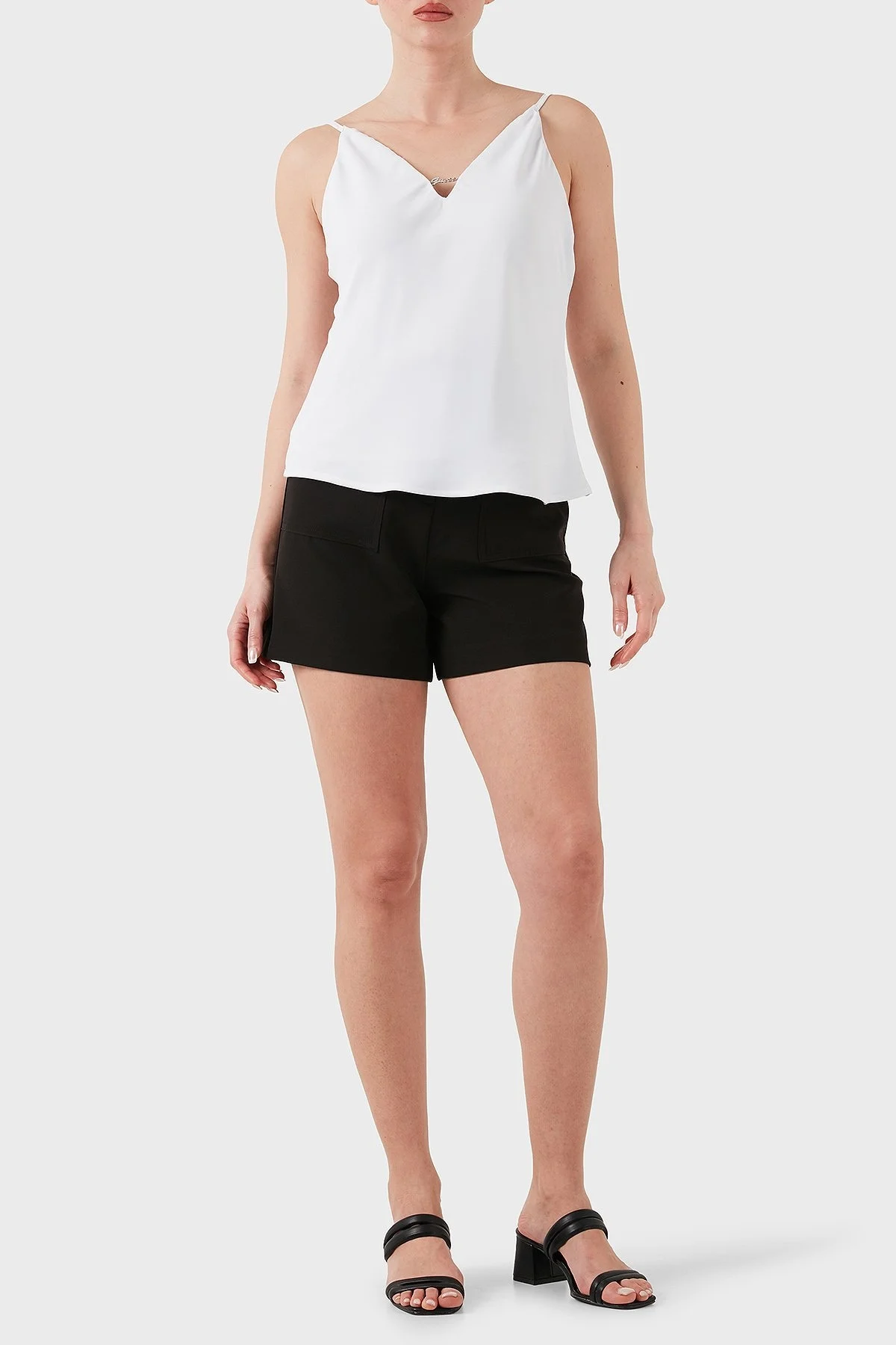 Guess New Valentina Streç Relaxed Fit Yüksek Bel Cepli Mini W5GD0IWH9Y2 Bayan Short W5GD0I WH9Y2 JBLK SİYAH - 7