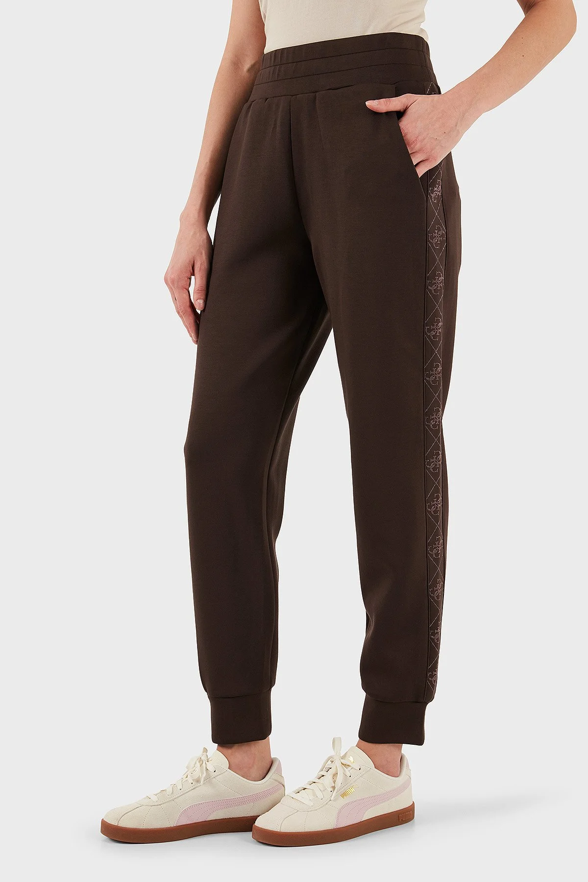 Guess New Victoire Regular Fit Ribanalı Paça Logo Şeritli W5YB11KBYE2 Bayan Pantolon W5YB11 KBYE2 G1EB KAHVE - 5