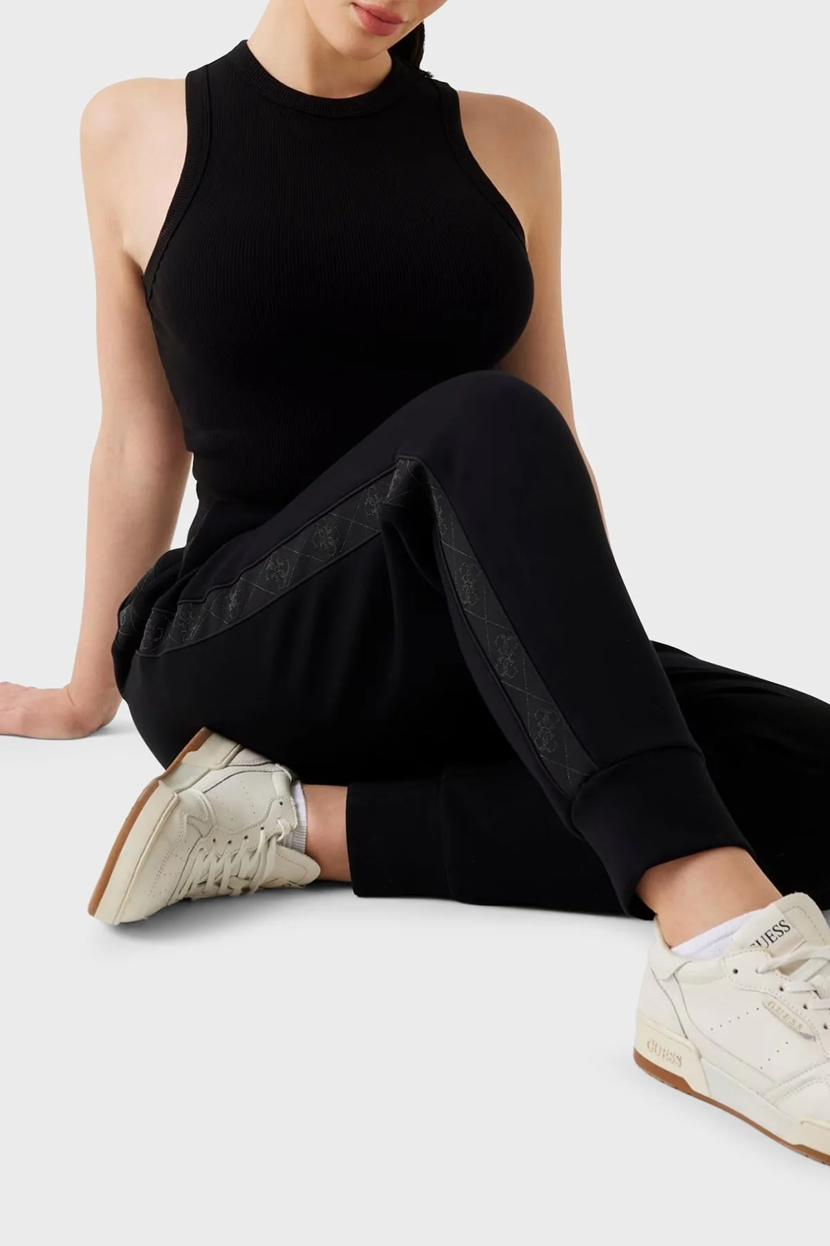 Guess New Victoire Regular Fit Ribanalı Paça Logo Şeritli W5YB11KBYE2 Bayan Pantolon W5YB11 KBYE2 JBLK SİYAH - 4