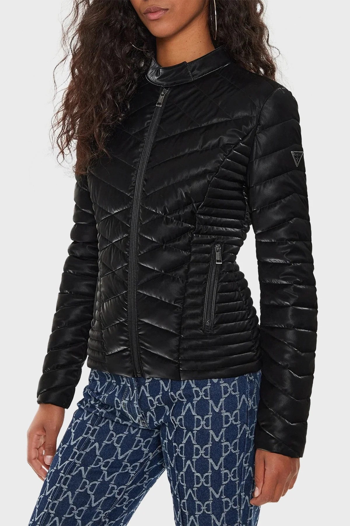 Guess New Vona Kapitoneli Regular Fit W4YL06KCBV0 Bayan Ceket W4YL06 KCBV0 JBLK SİYAH - 1