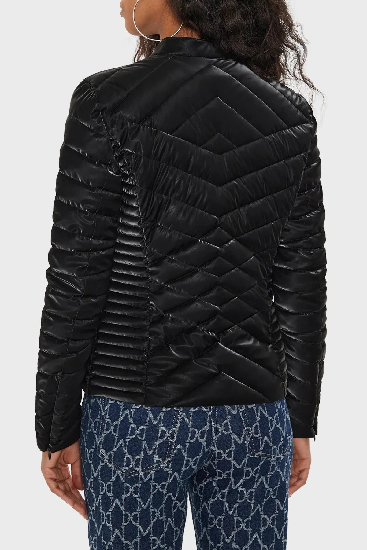 Guess New Vona Kapitoneli Regular Fit W4YL06KCBV0 Bayan Ceket W4YL06 KCBV0 JBLK SİYAH - 2