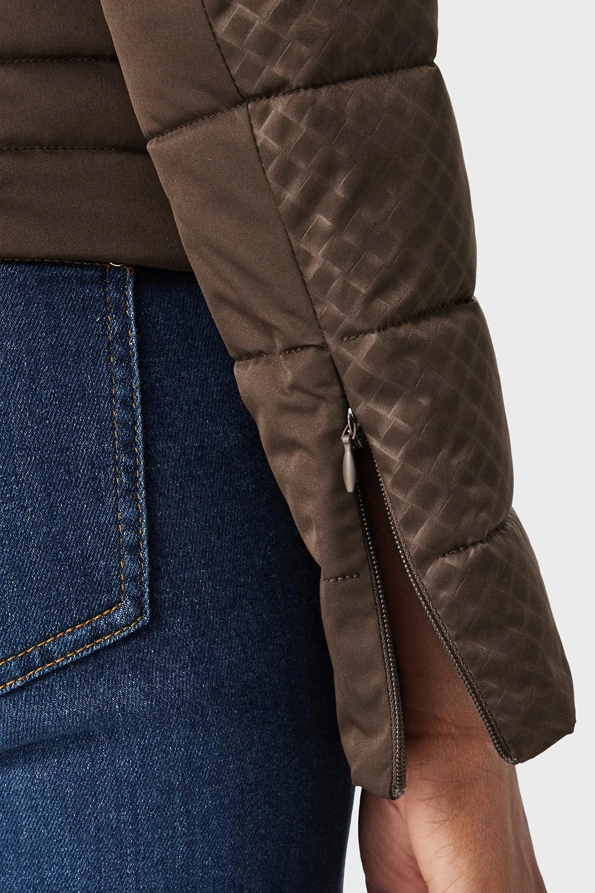 Guess New Vona Regular Fit Dik Yaka Şişme W6YL16W2891 Kadın Mont W6YL16 W2891 G1CU Kahve - 6