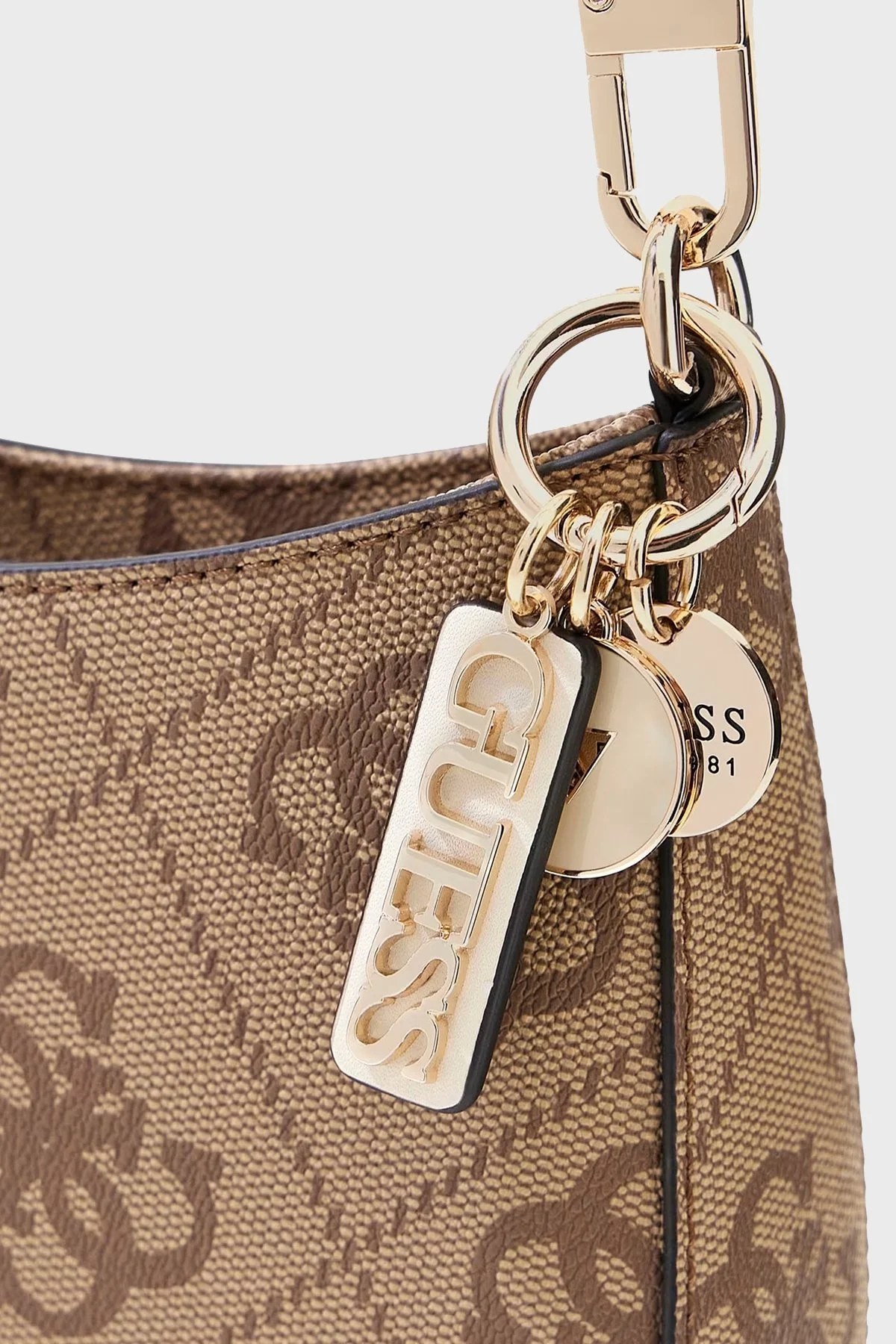 Guess Noelle 4G Logolu Ayarlanabilir Askılı HWOS9672180 Bayan Çanta HWOS96 72180 LTL KAHVE - 4