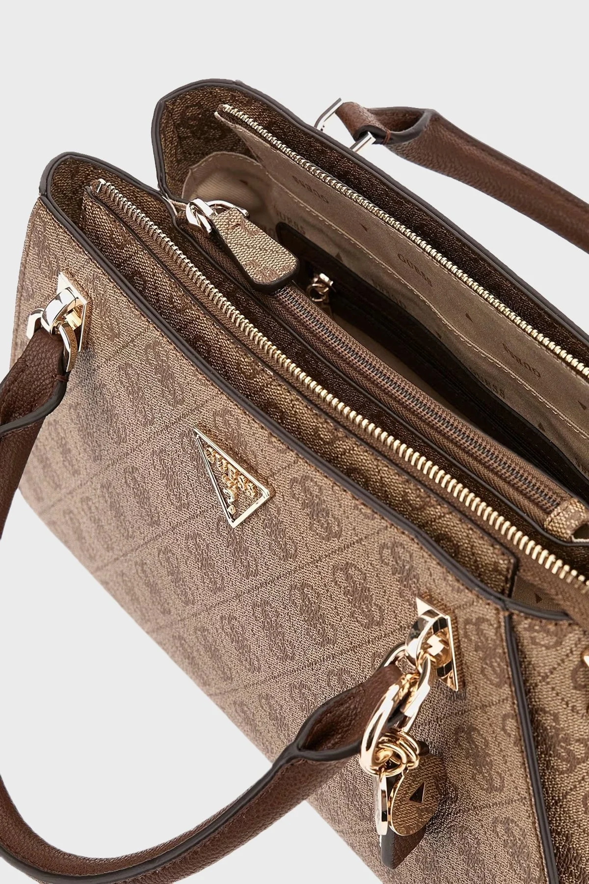 Guess Noelle 4G Logolu Çıkarılabilir Askılı HWBG7879070 Bayan Çanta HWBG78 79070 LGW KAHVE - 9