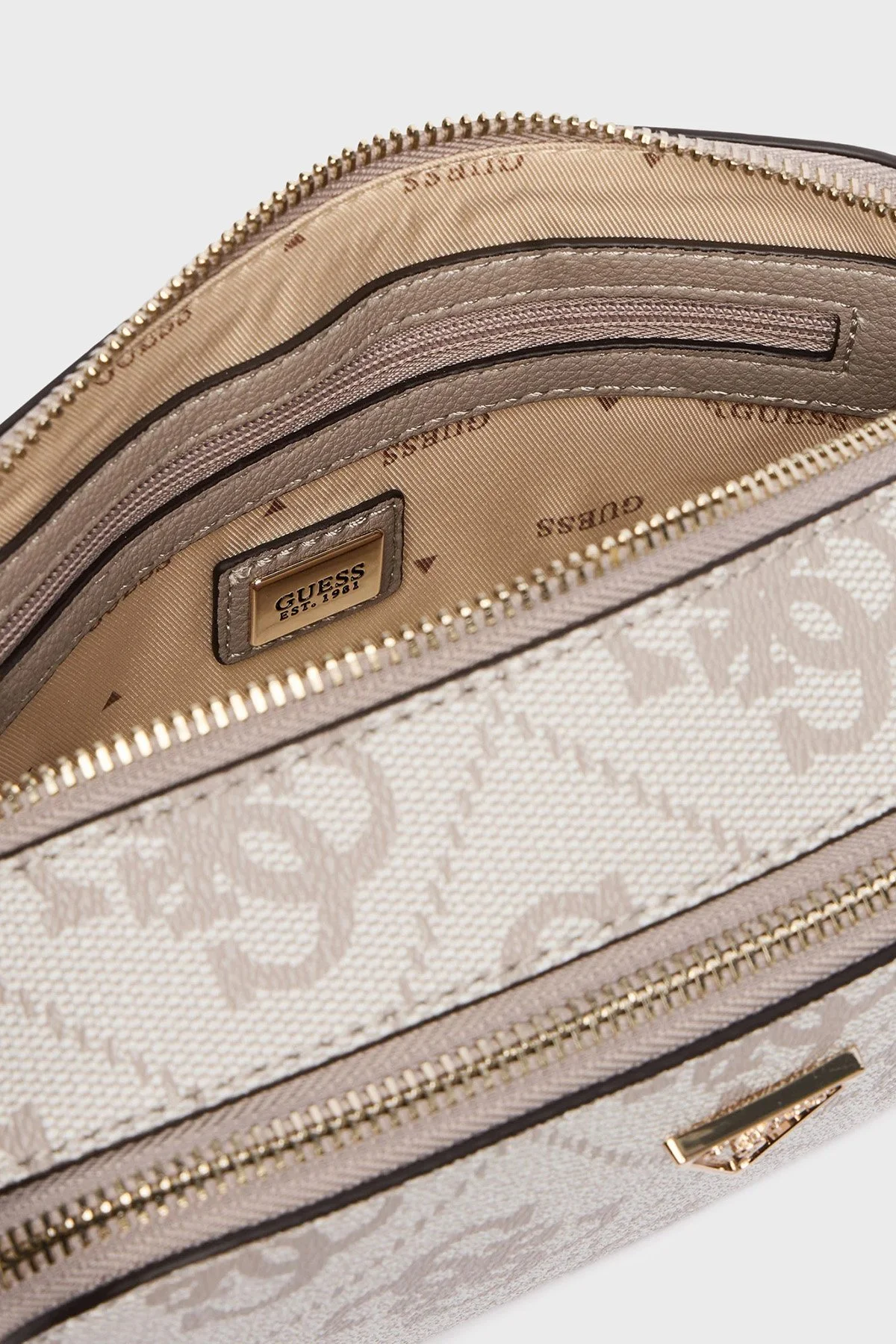 Guess Noelle 4G Logolu Zincir Askılı HWSO9672140 Bayan Çanta HWSO96 72140 DKO BEJ - 6