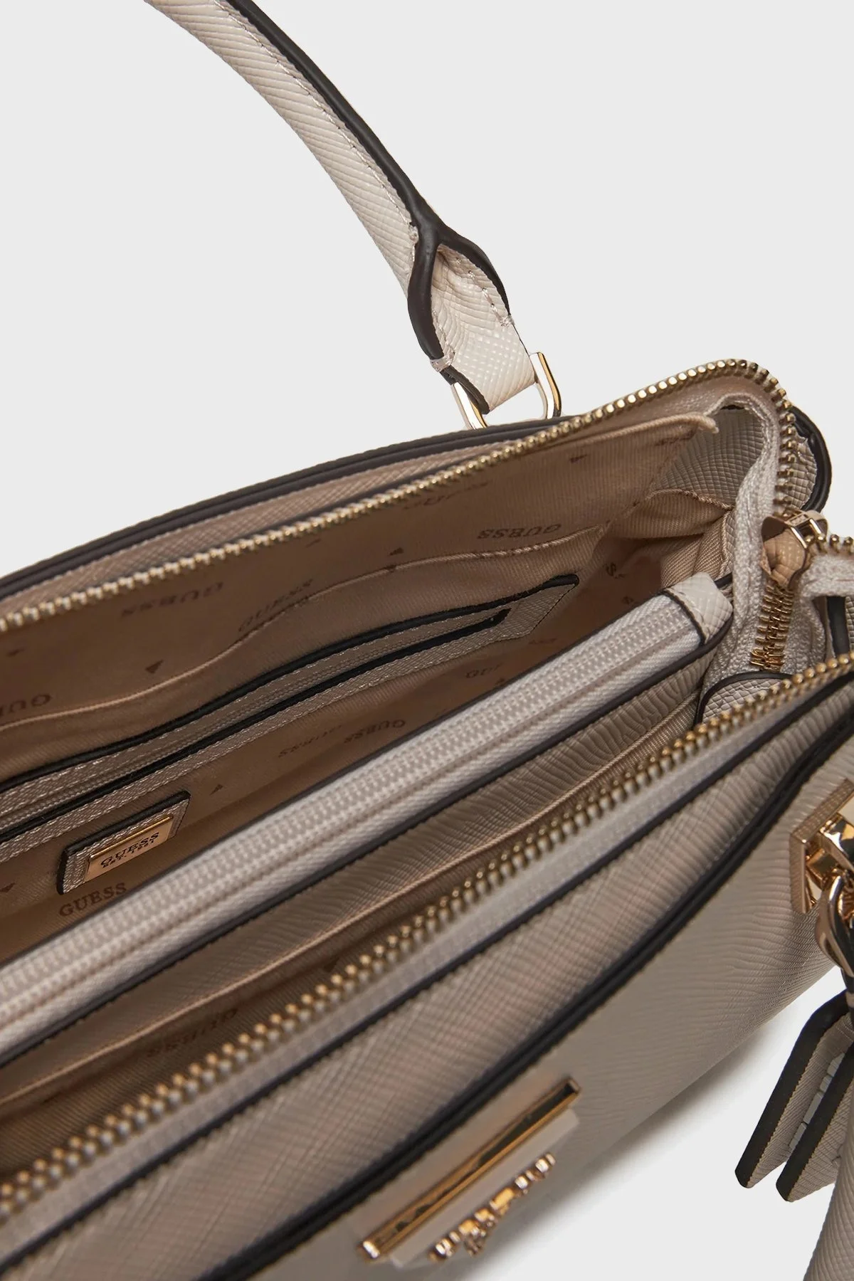 Guess Noelle Logolu Charmlı Çıkarılabilir Askılı HWZG7879070 Bayan Çanta HWZG78 79070 BON TAŞ - 10