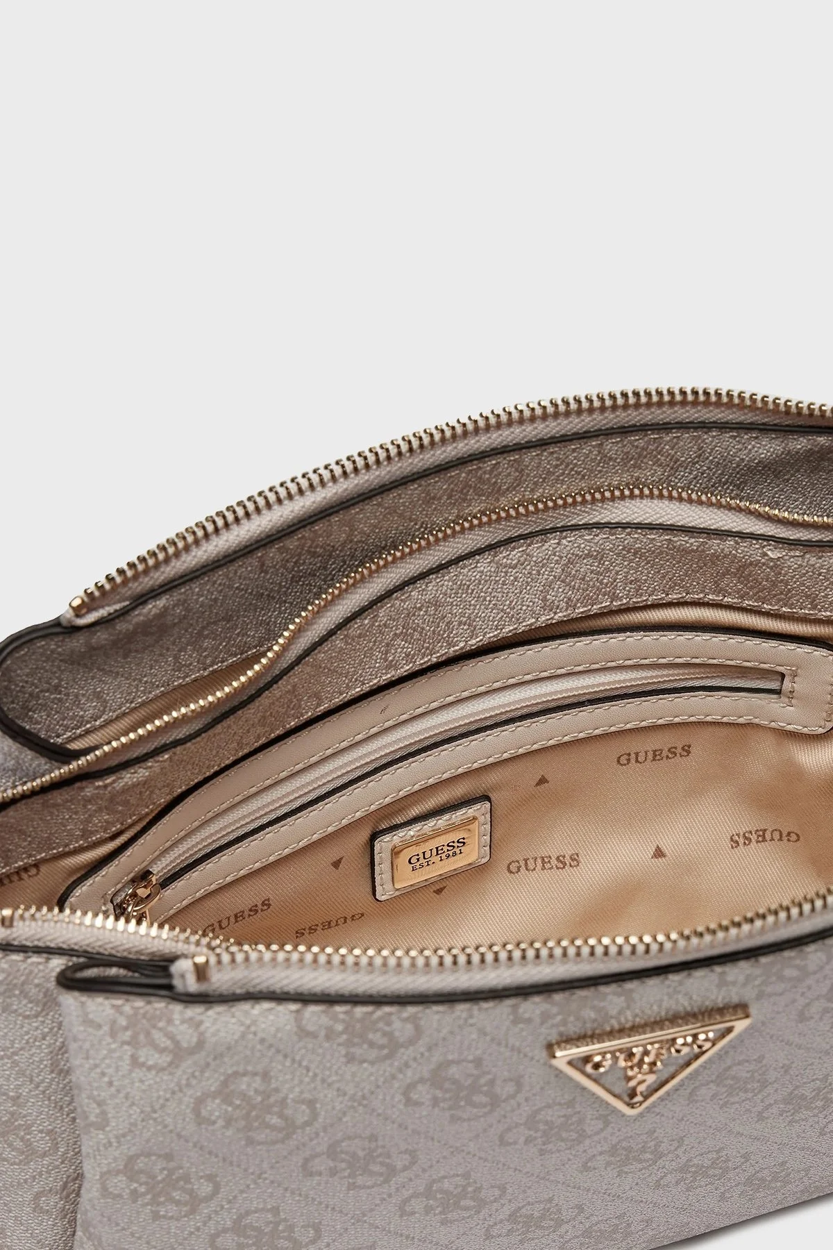 Guess Noelle Logolu Çıkarılabilir Askılı HWBD7879120 Bayan Çanta HWBD78 79120 DVL AÇIK GRİ - 4