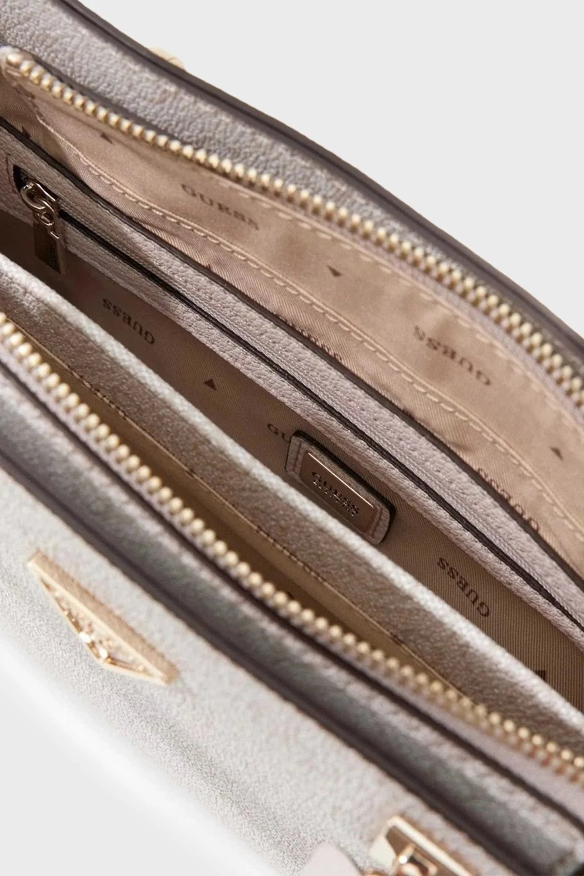 Guess Noelle Logolu Çıkarılabilir Askılı HWBG9672050 Kadın Çanta HWBG96 72050 BNN KREM - 4