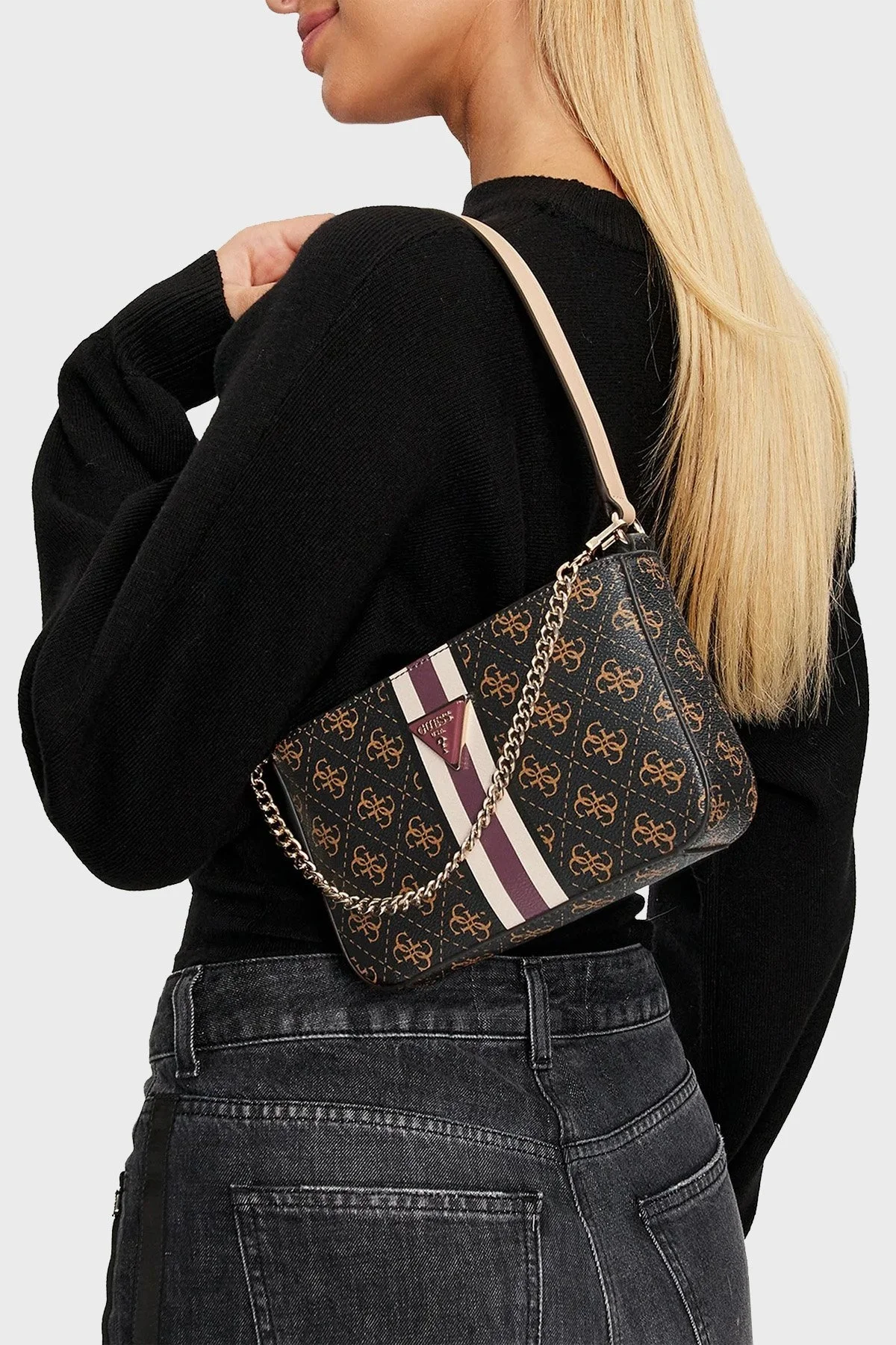 Guess Noelle Logolu Çıkarılabilir Askılı HWQS7879720 Bayan Çanta HWQS78 79720 BNL SİYAH-KAHVE - 2