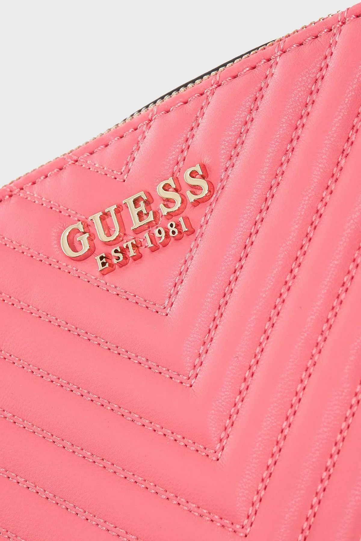 Guess Noelle Logolu Fermuarlı Zincir Askılı Bayan Çanta HWQG7879140 COR PEMBE - 4
