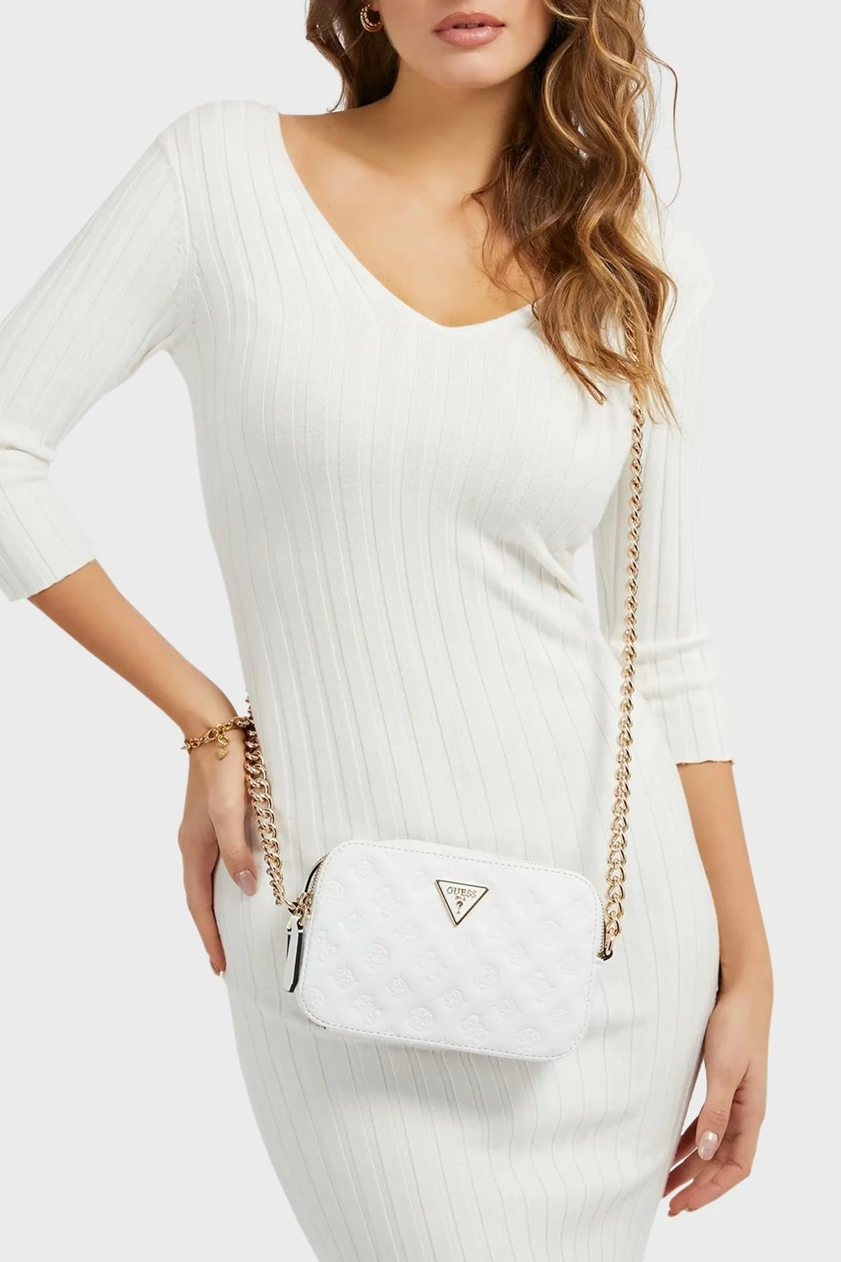 Guess Noelle Logolu Zincir Askılı Bayan Çanta HWLF7879140 WHI BEYAZ - 2