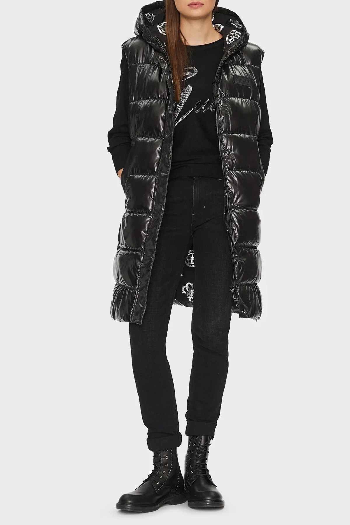 Guess Noemi Rüzgar Geçirmez Kapüşonlu Şişme Bayan Yelek W3BN73WFAB2 JTMU SİYAH - 3