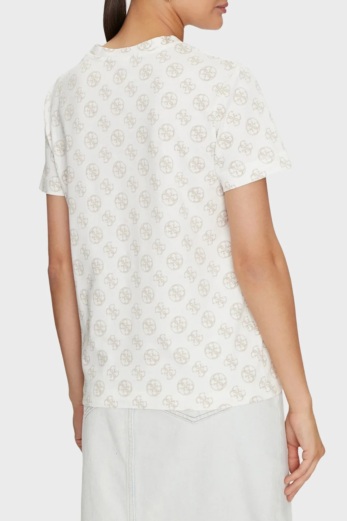 Guess Nomie % 100 Pamuk Standart Fit Bisiklet Yaka V4YI04I3Z14 Bayan T Shirt V4YI04 I3Z14 P1HF EKRU - 2