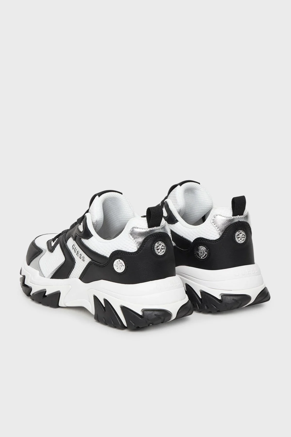 Guess Notiss Logolu Bağcıklı Sneaker FLPNTSELE12 Kadın Ayakkabı FLPNTS ELE12 BLACK SİYAH - 5