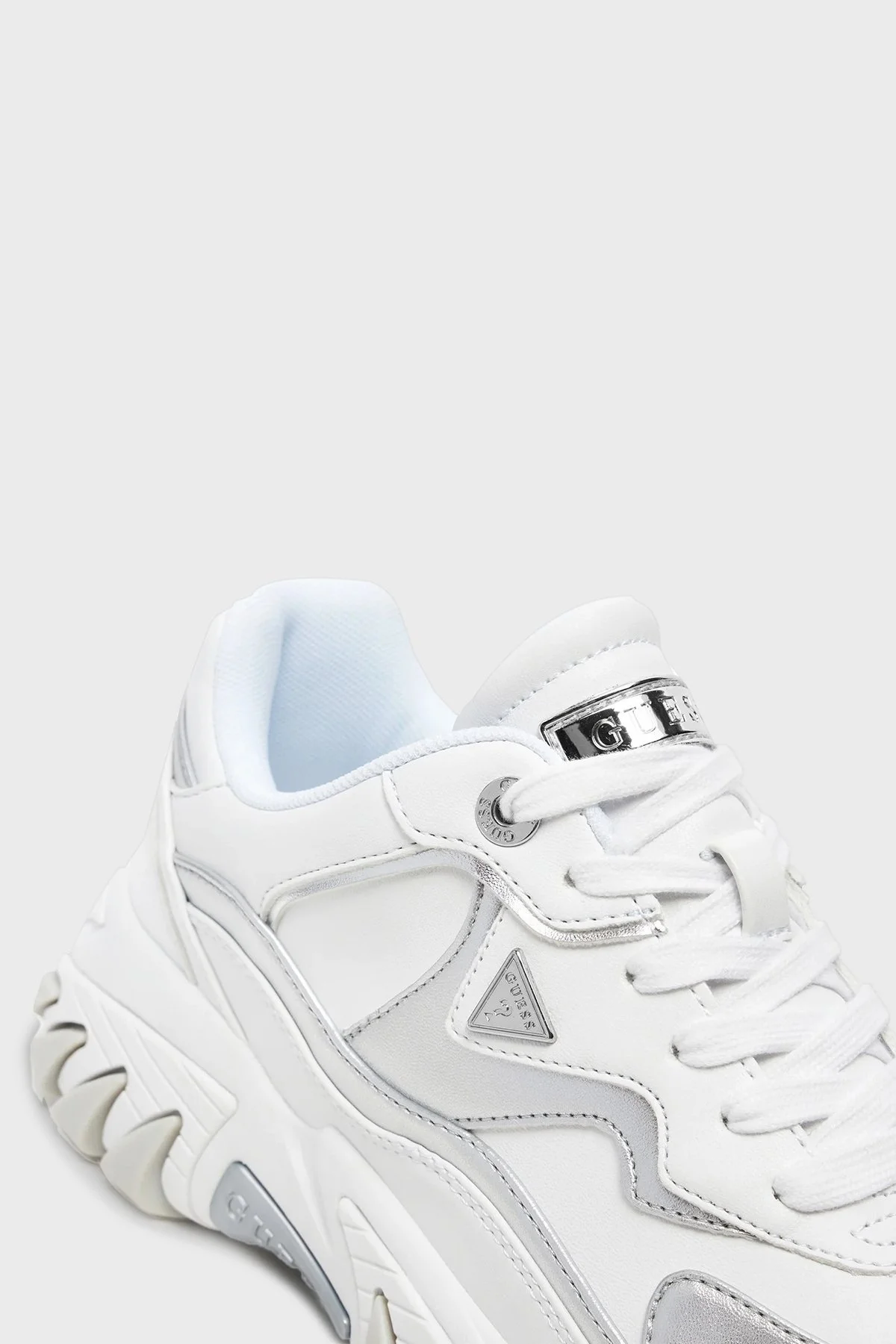 Guess Nowah Logolu Sneaker FLTNOWELE12 Bayan Ayakkabı FLTNOW ELE12 WHISI BEYAZ - 6