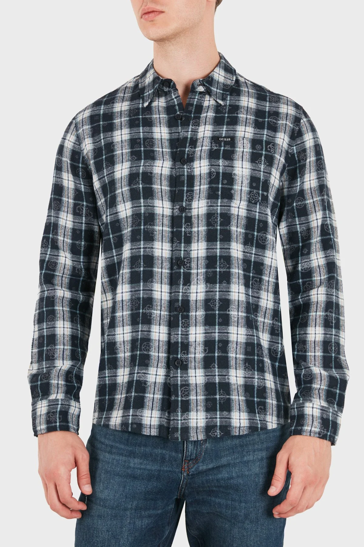 Guess Ocean Coast Kareli Logolu Klasik Yaka Göğüs Cep Detaylı M6BH59W4572 Erkek Gömlek M6BH59 W4572 F73J Lacivert - 4