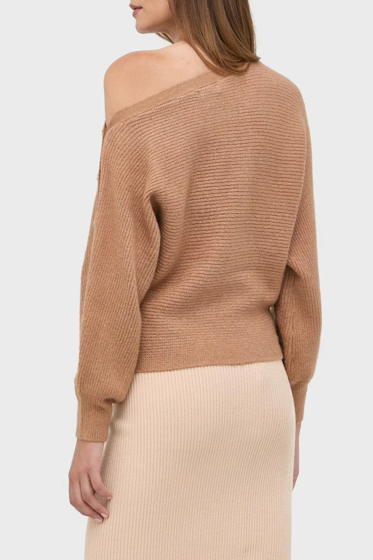 Guess Off Shoulder Düğme Detaylı Regular Fit Triko Bayan Kazak W2GR26Z2XU0 A10N KAHVE - 4