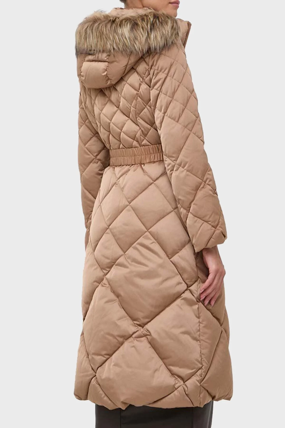 Guess Olga Suya Dayanıklı Kuş Tüyü Dolgulu Uzun Bayan Mont W3BL37WEX52 F1AZ CAMEL - 2