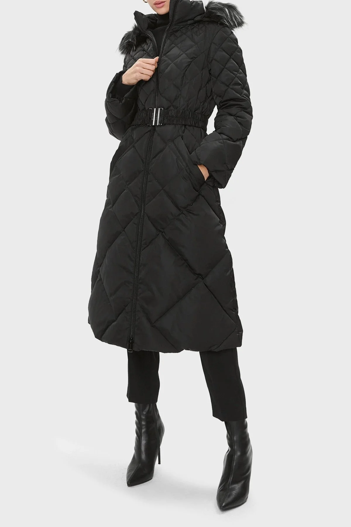 Guess Olga Suya Dayanıklı Kuş Tüyü Dolgulu Uzun Bayan Mont W3BL37WEX52 JBLK SİYAH - 3