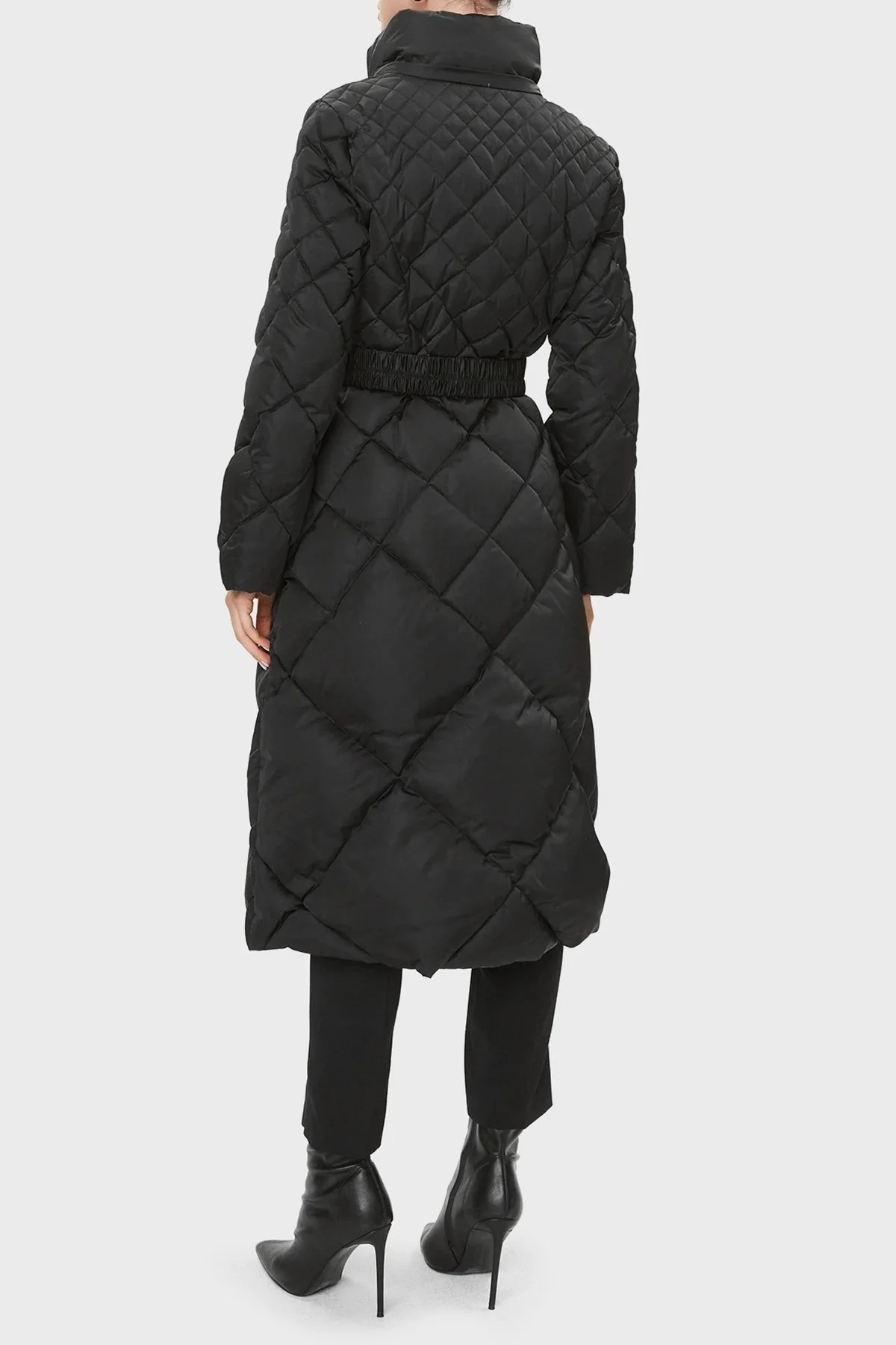 Guess Olga Suya Dayanıklı Kuş Tüyü Dolgulu Uzun Bayan Mont W3BL37WEX52 JBLK SİYAH - 5