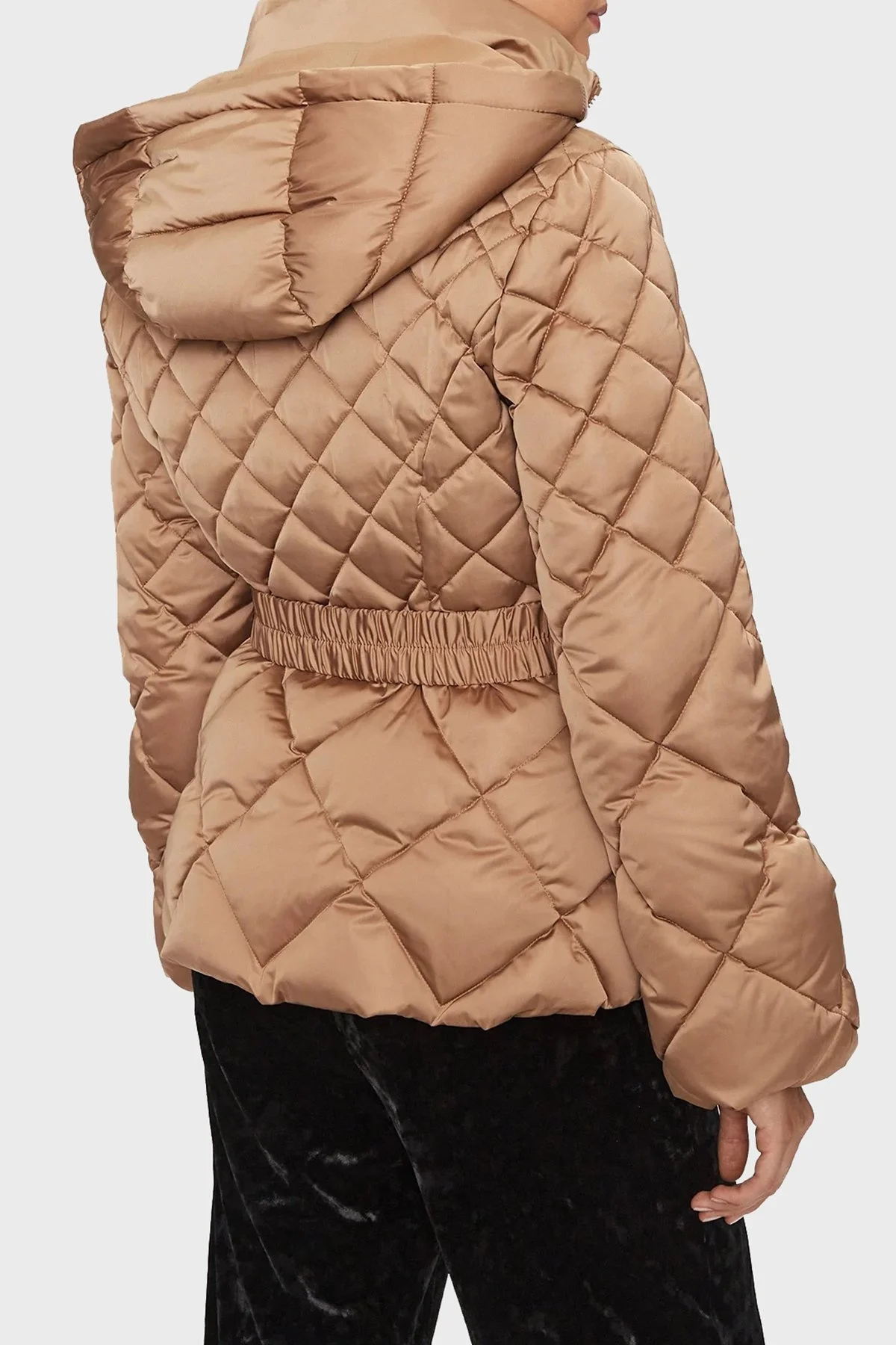 Guess Olga Suya Dayanıklı Kuş Tüyü Dolgulu Yalıtımlı Bayan Mont W3BL35WEX52 F1AZ KAHVE - 2