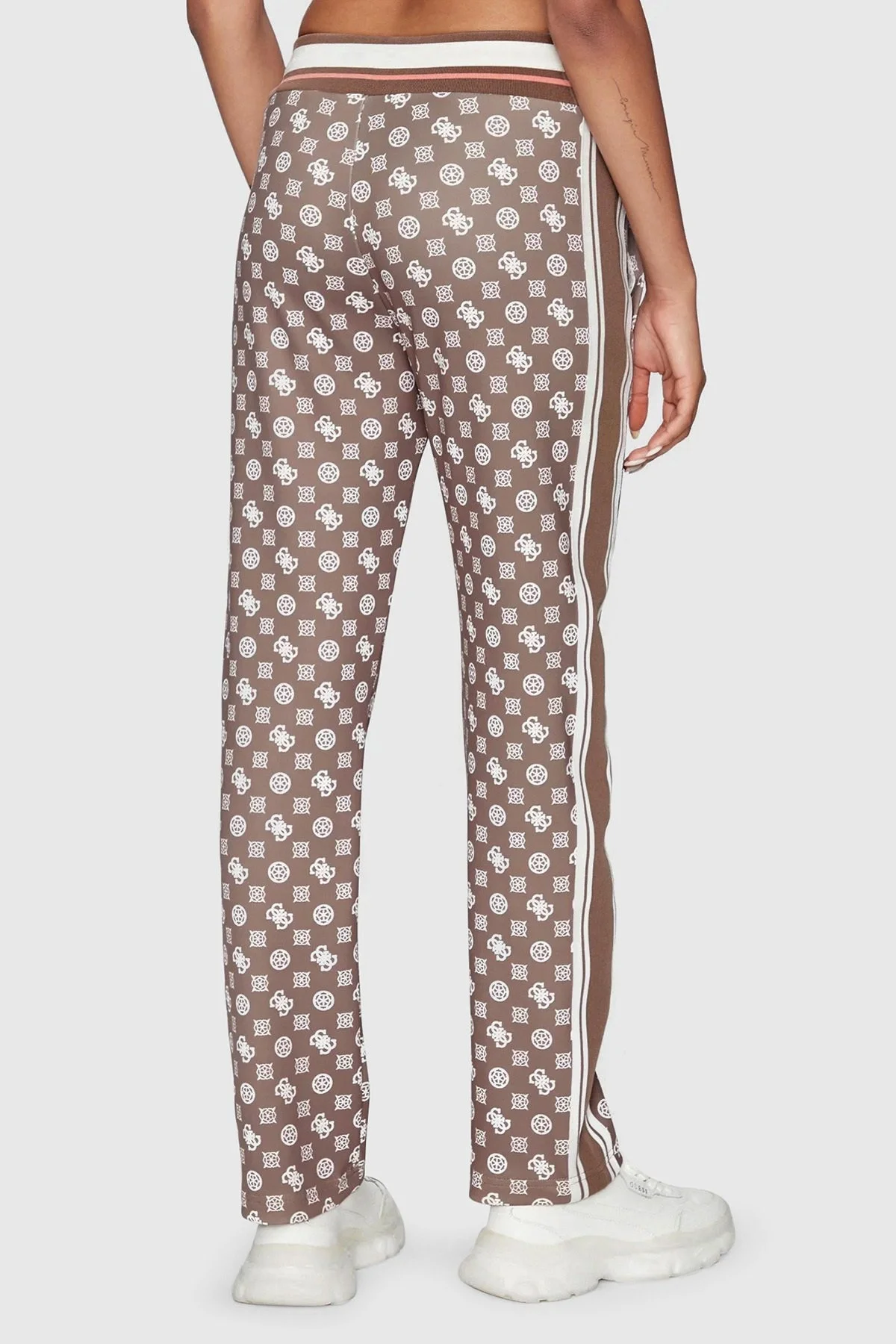 Guess Ologram Yüksek Bel Straight Fit Scuba Jogger Bayan Pantolon V3BB05KB212 P1BY KAHVE - 3