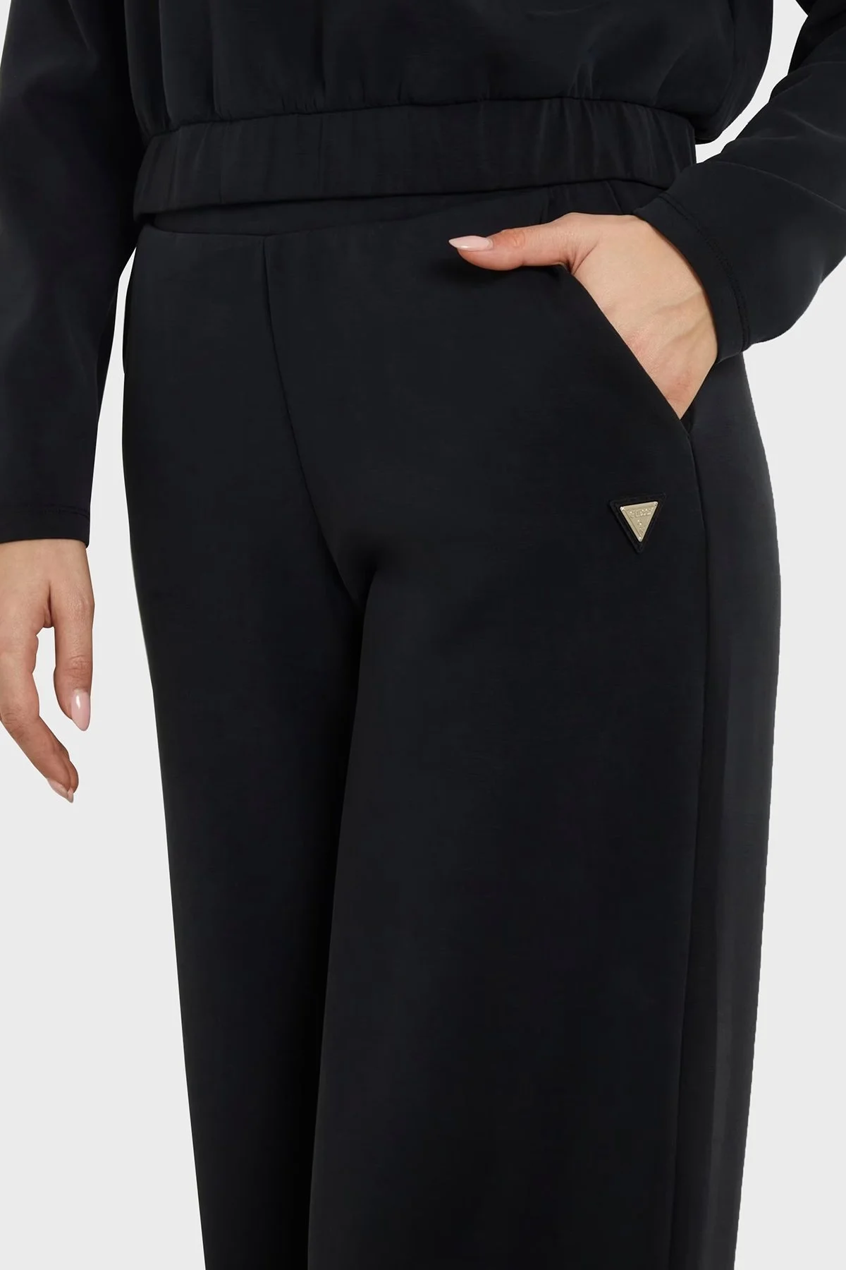 Guess Olympe Regular Fit Normal Bel Bol Paça V4YB07KCAY2 Bayan Pantolon V4YB07 KCAY2 JBLK SİYAH - 4