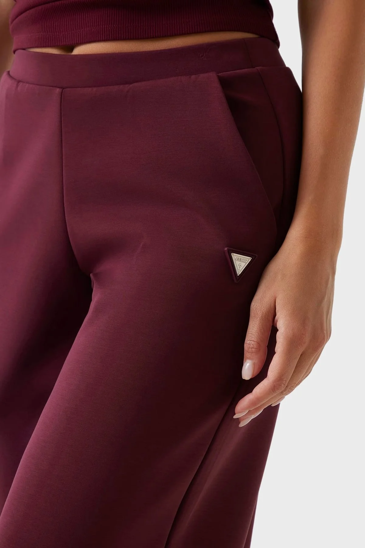 Guess Olympe Relaxed Fit Bol Paça Logolu V4YB07KCAY2 Bayan Pantolon V4YB07 KCAY2 G4P2 BORDO - 4