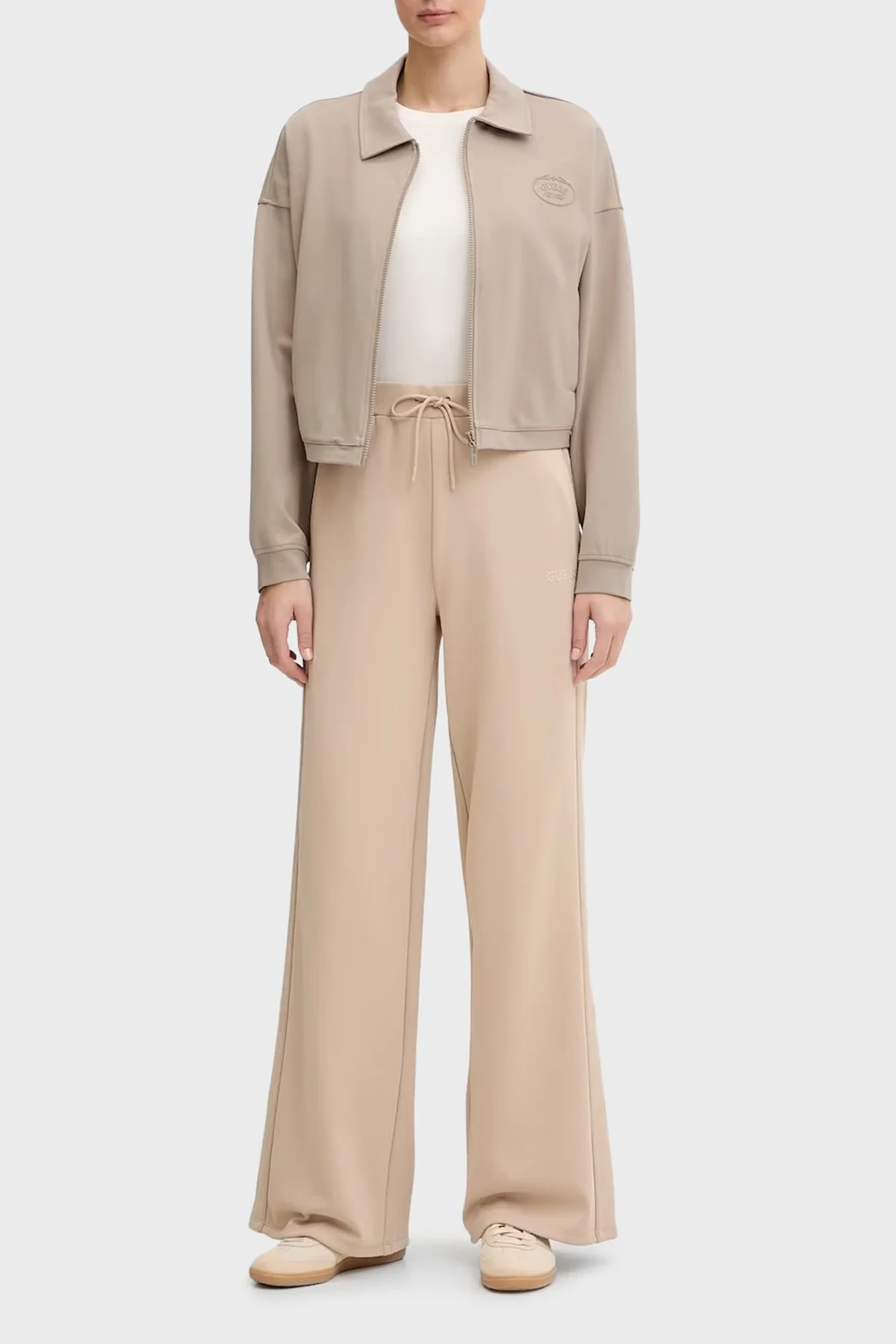 Guess Pamuk Karışımlı Slim Fit Bisiklet Yaka Logolu V6RI17KD741 Bayan T Shirt V6RI17 KD741 G1O6 BEYAZ - 2