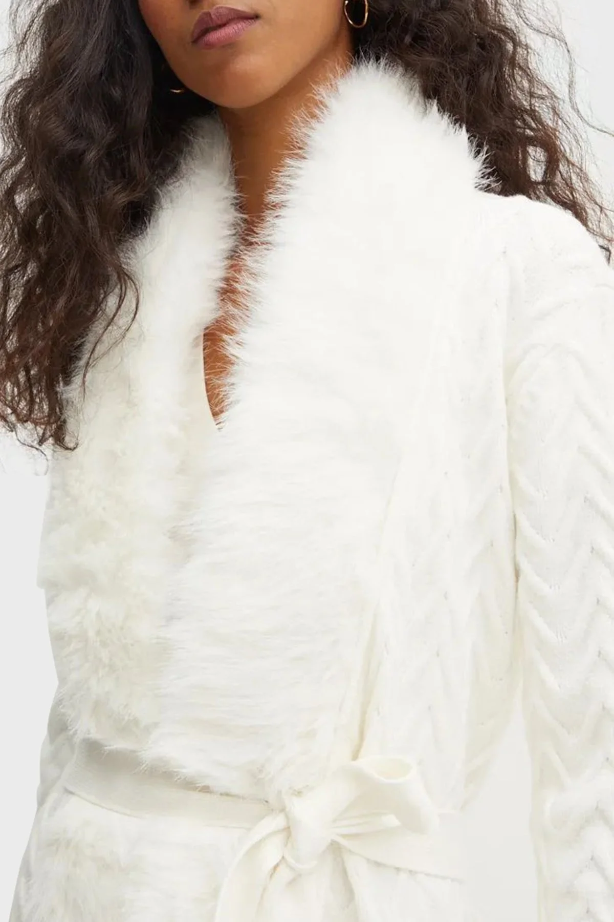 Marciano by Guess Paula Yumuşak Tüylü Regular Fit Şal Yaka Uzun 4BGR475618Z Bayan Hırka 4BGR47 5618Z G1CR BEYAZ - 9