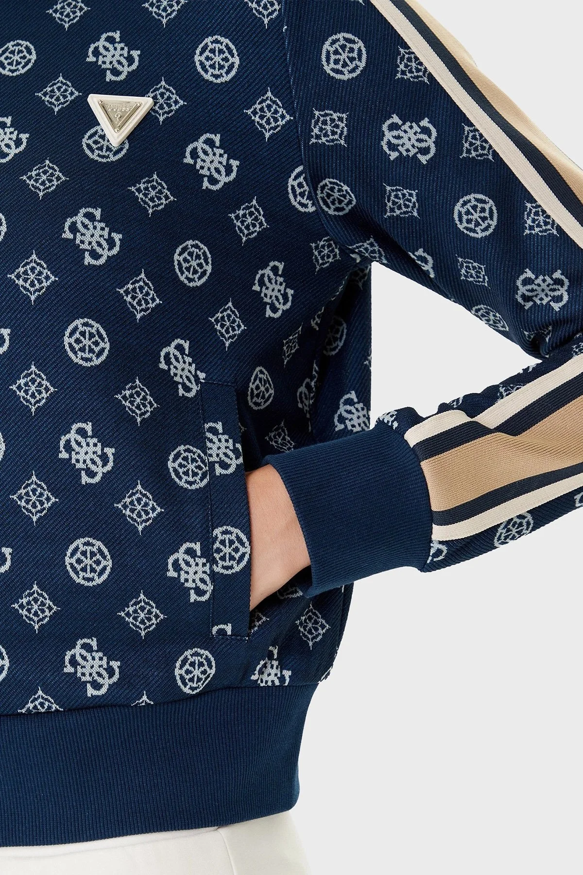 Guess Peony 4G Logo Baskılı Regular Fit Dik Yaka Crop V5YQ07K0282 Bayan Sweat V5YQ07 K0282 FBBQ LACİVERT - 5