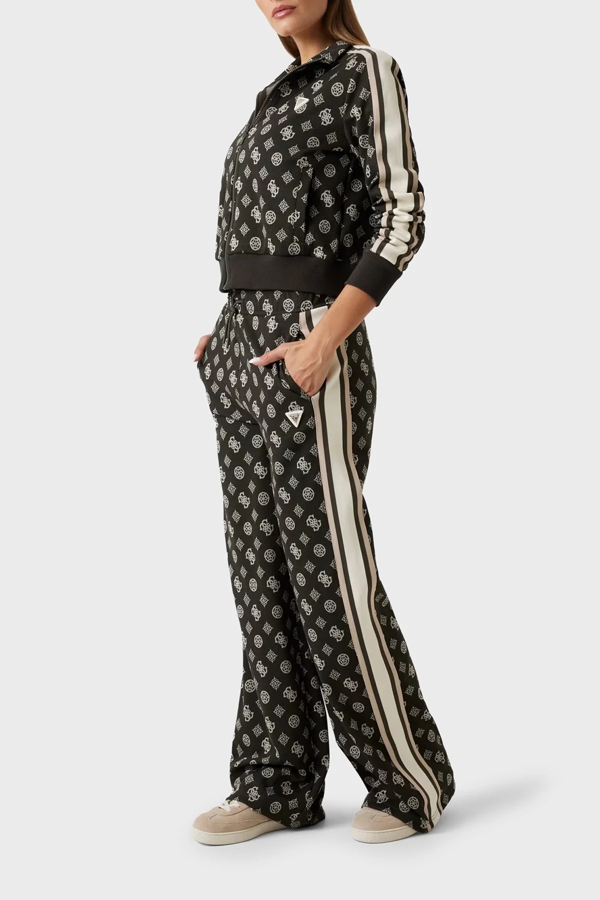 Guess Peony 4G Logo Baskılı Regular Fit Yüksek Bel Jogger V5YB10K0282 Bayan Pantolon V5YB10 K0282 FJ8C HAKİ - 2