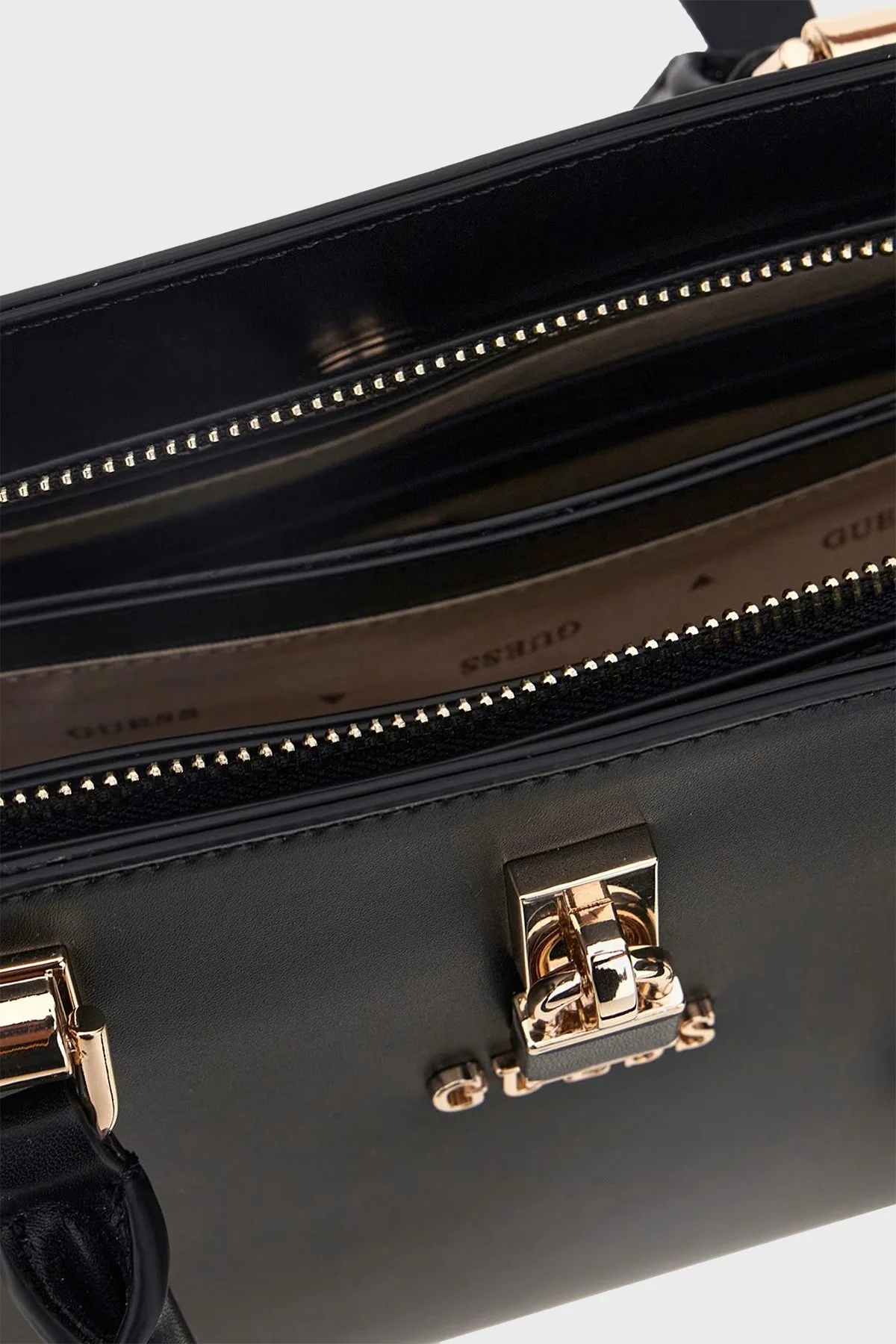 Guess Queensland Logolu Çıkarılabilir Askılı HWVG9655060 Bayan Çanta HWVG96 55060 BLA SİYAH - 4