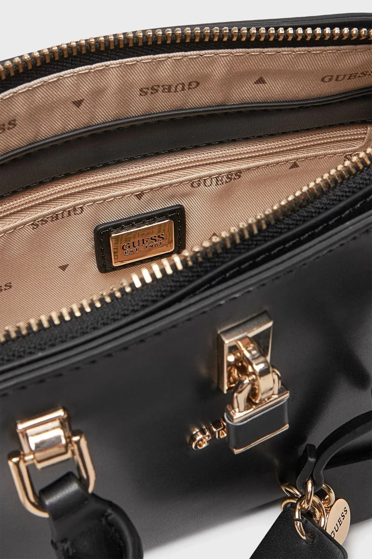 Guess Queensland Logolu Çıkarılabilir Askılı Mini HWVG9655760 Bayan Çanta HWVG96 55760 BLA SİYAH - 5