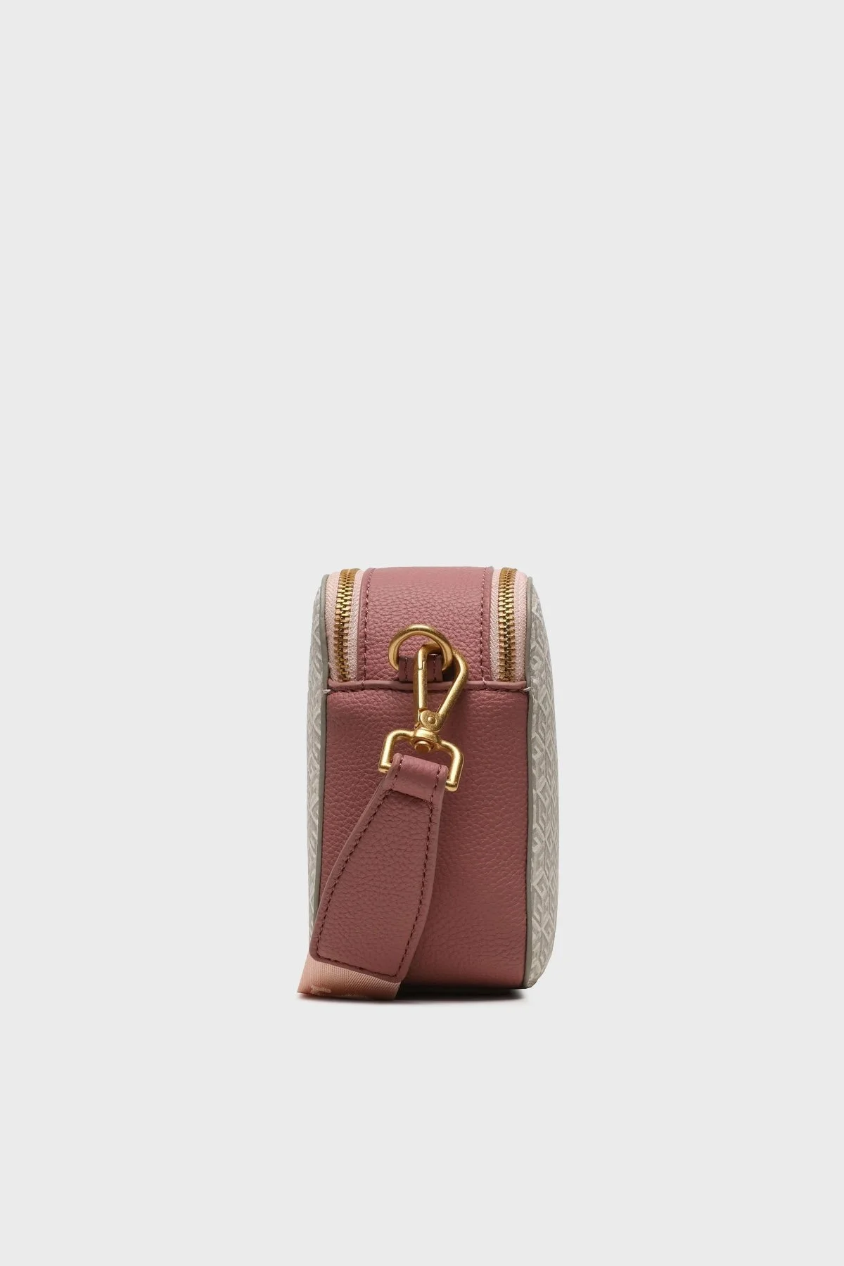 Guess Rainee Logo Desenli Ayarlanabilir Omuz Askılı Bayan Çanta HWSA9003140 ILR BEJ - 3