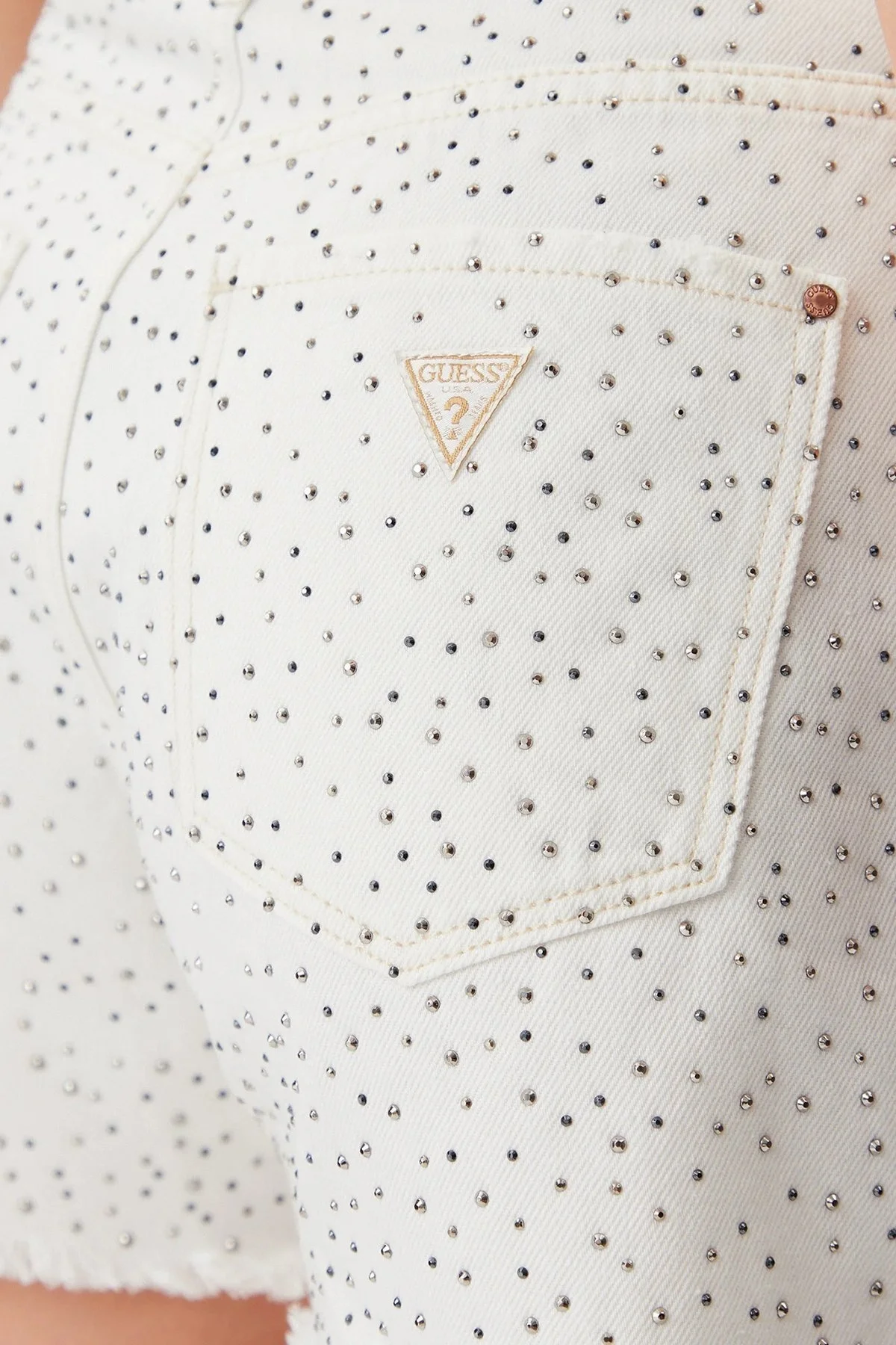 Guess Relaxed Yüksek Bel Pamuklu Taşlı W5GD74D5N91 Bayan Short W5GD74 D5N91 GWBL BEYAZ - 10