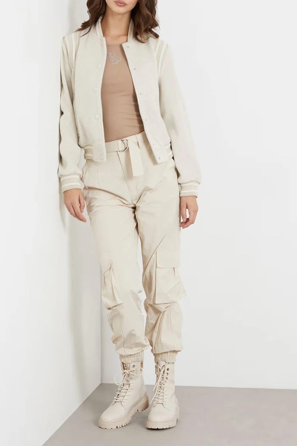 Guess Riko Normal Bel Relaxed Fit Kargo W4RB18WFVV0G1M5 Bayan Pantolon W4RB18WFVV0 G1M5 EKRU - 2