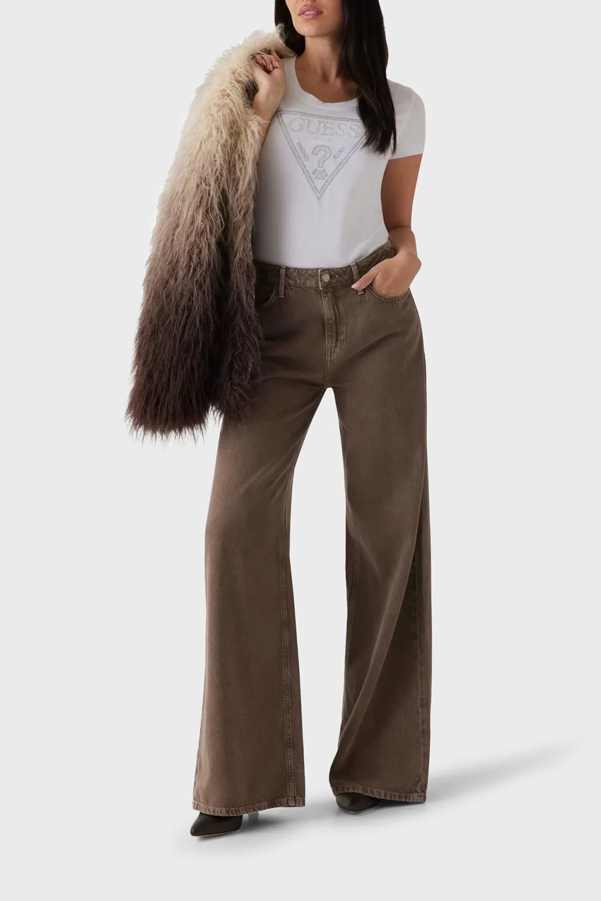 Guess S s Cn Shıny Pamuklu Slim Fit Taşlı Üçgen Logolu W5RI11J1314 Bayan T Shirt W5RI11 J1314 G011 BEYAZ - 7