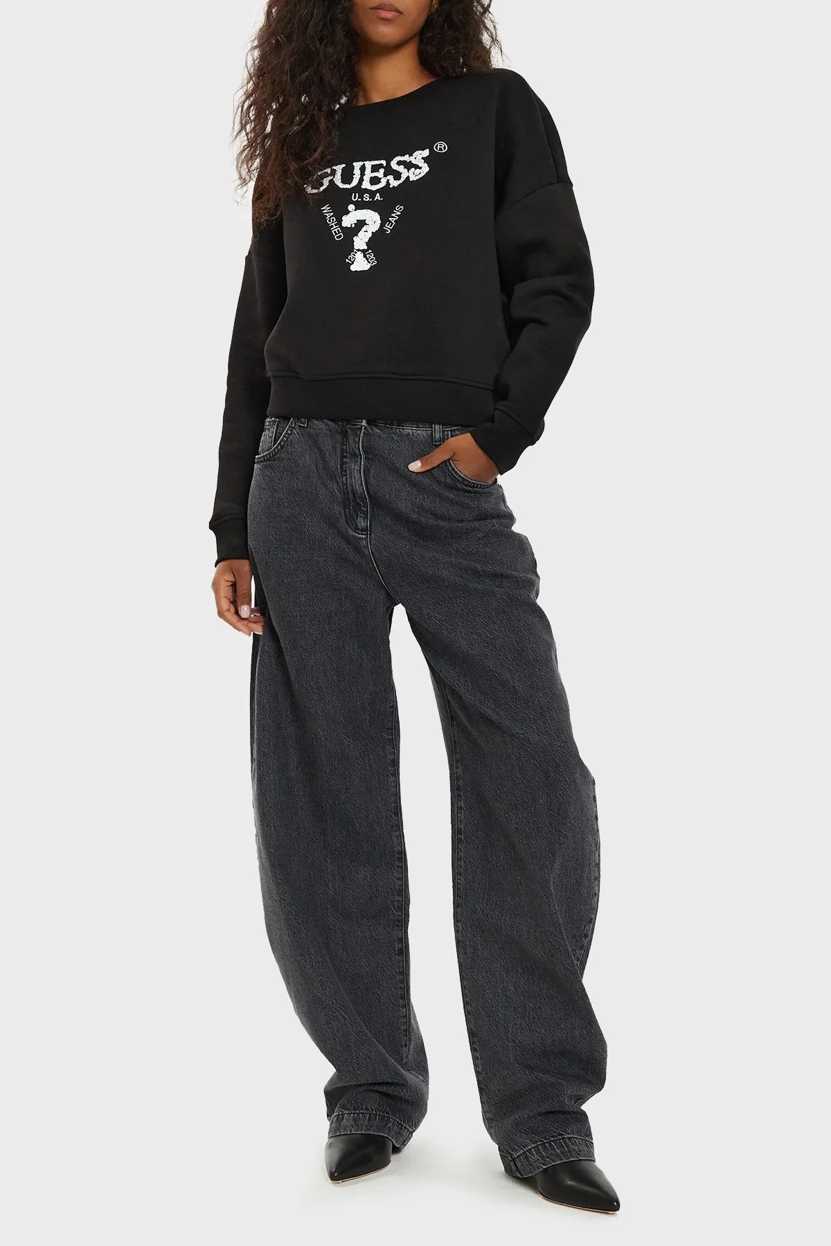 Guess Sarah CN Pamuklu Regular Fit Payetli V4BQ11KCHX0 Bayan Sweat V4BQ11 KCHX0 JBLK SİYAH - 2