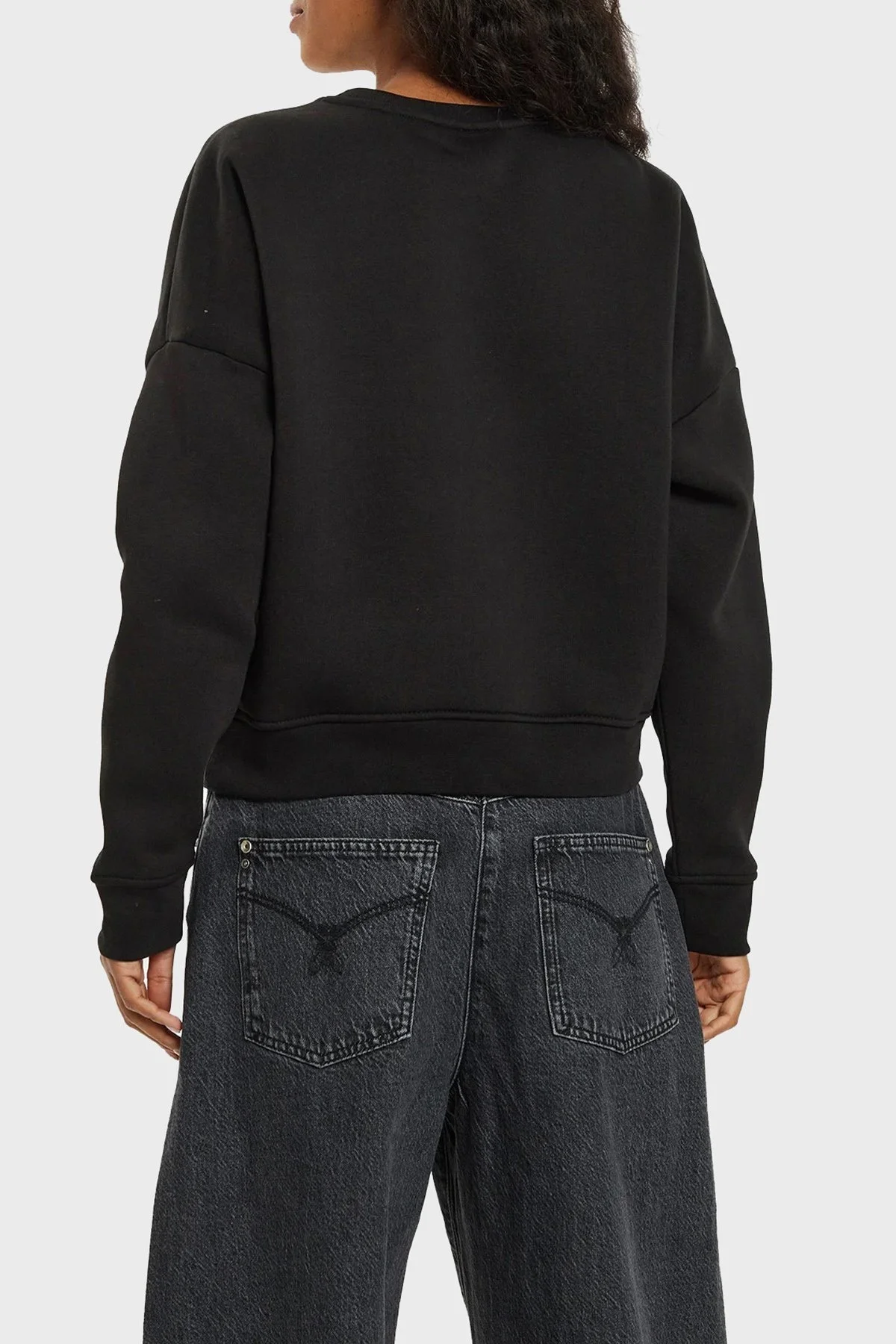 Guess Sarah CN Pamuklu Regular Fit Payetli V4BQ11KCHX0 Bayan Sweat V4BQ11 KCHX0 JBLK SİYAH - 3