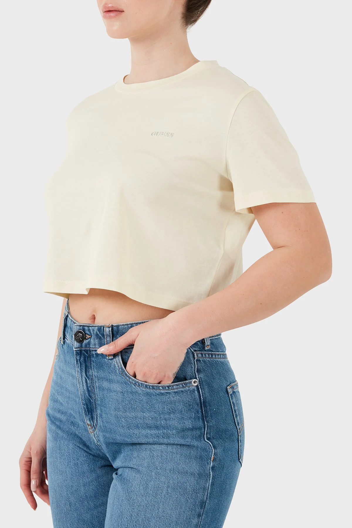 Guess Selene % 100 Pamuk Boxy Fit Logolu Yuvarlak Yaka V6GI17K2984 Kadın T Shirt V6GI17 K2984 G2N1 SARI - 4