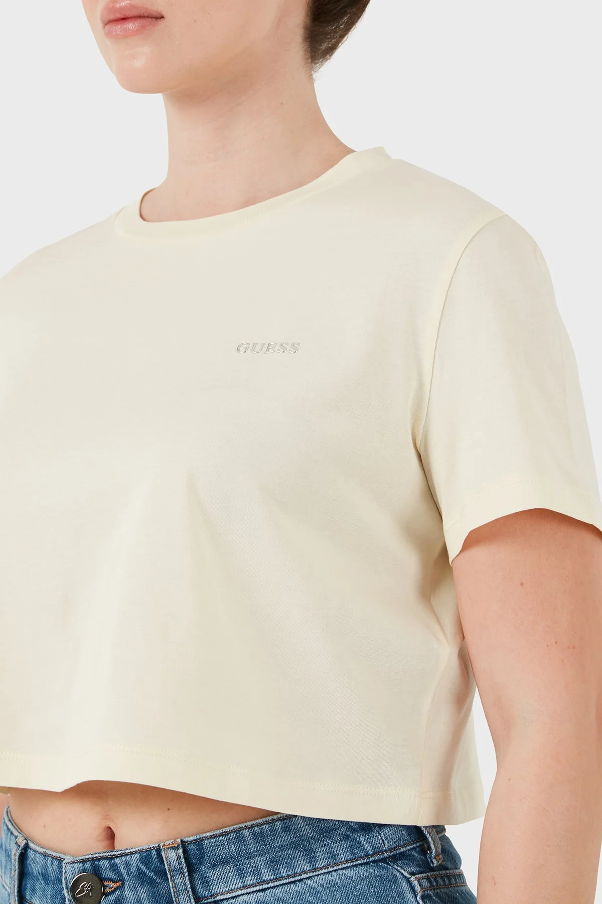 Guess Selene % 100 Pamuk Boxy Fit Logolu Yuvarlak Yaka V6GI17K2984 Kadın T Shirt V6GI17 K2984 G2N1 SARI - 5